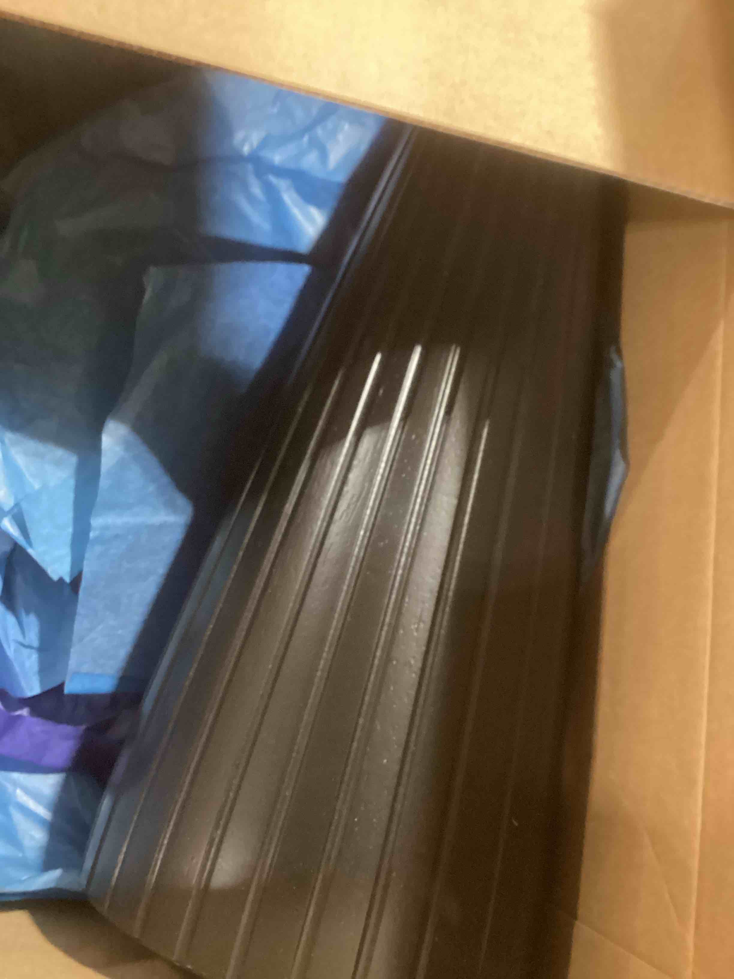 Condition photo showing As Is for INCOMPLETE.. Damaged..Black Pedestal Side Table 14.56'' Dia, Modern Accent End Table, Fluted Base Design, Minimalist Drink Table for Small Space Living Room, Bedroom 14.56" Black