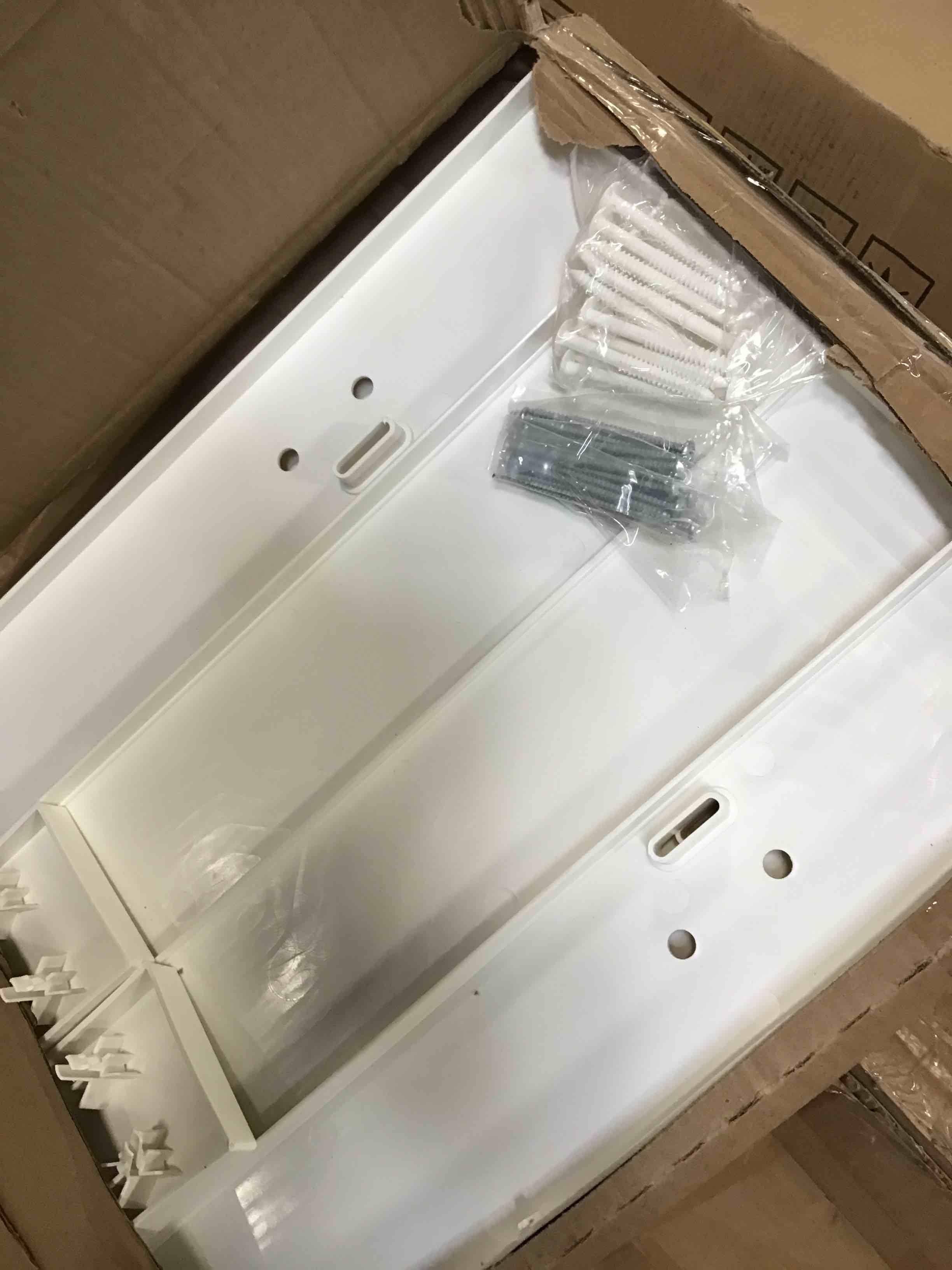 https://s3.amazonaws.com/lotting-images-prod/bidfta/PPE3263509_1749573793515.jpeg