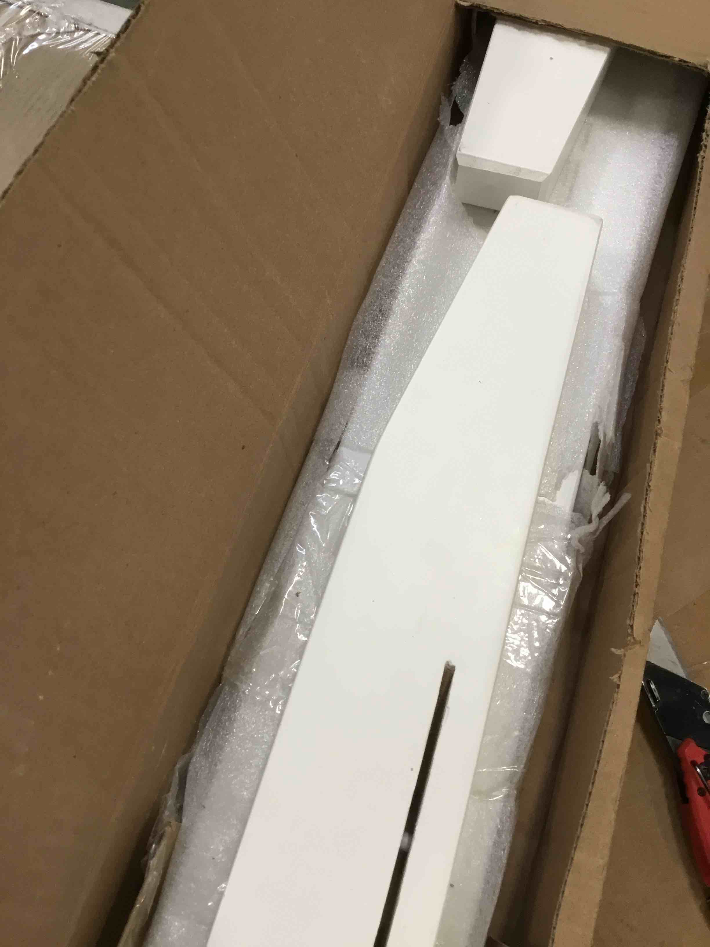 https://s3.amazonaws.com/lotting-images-prod/bidfta/PPE3263732_1749733180842.jpeg