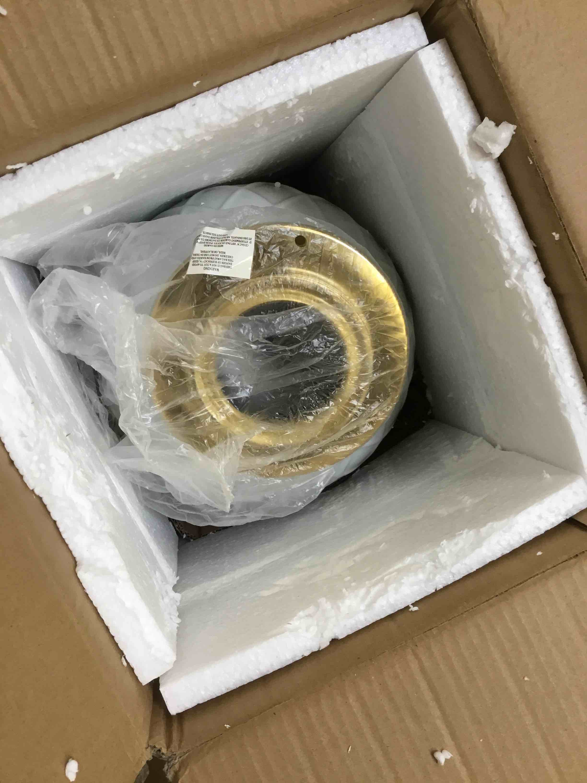 https://s3.amazonaws.com/lotting-images-prod/bidfta/PPE3263896_1749827369947.jpeg
