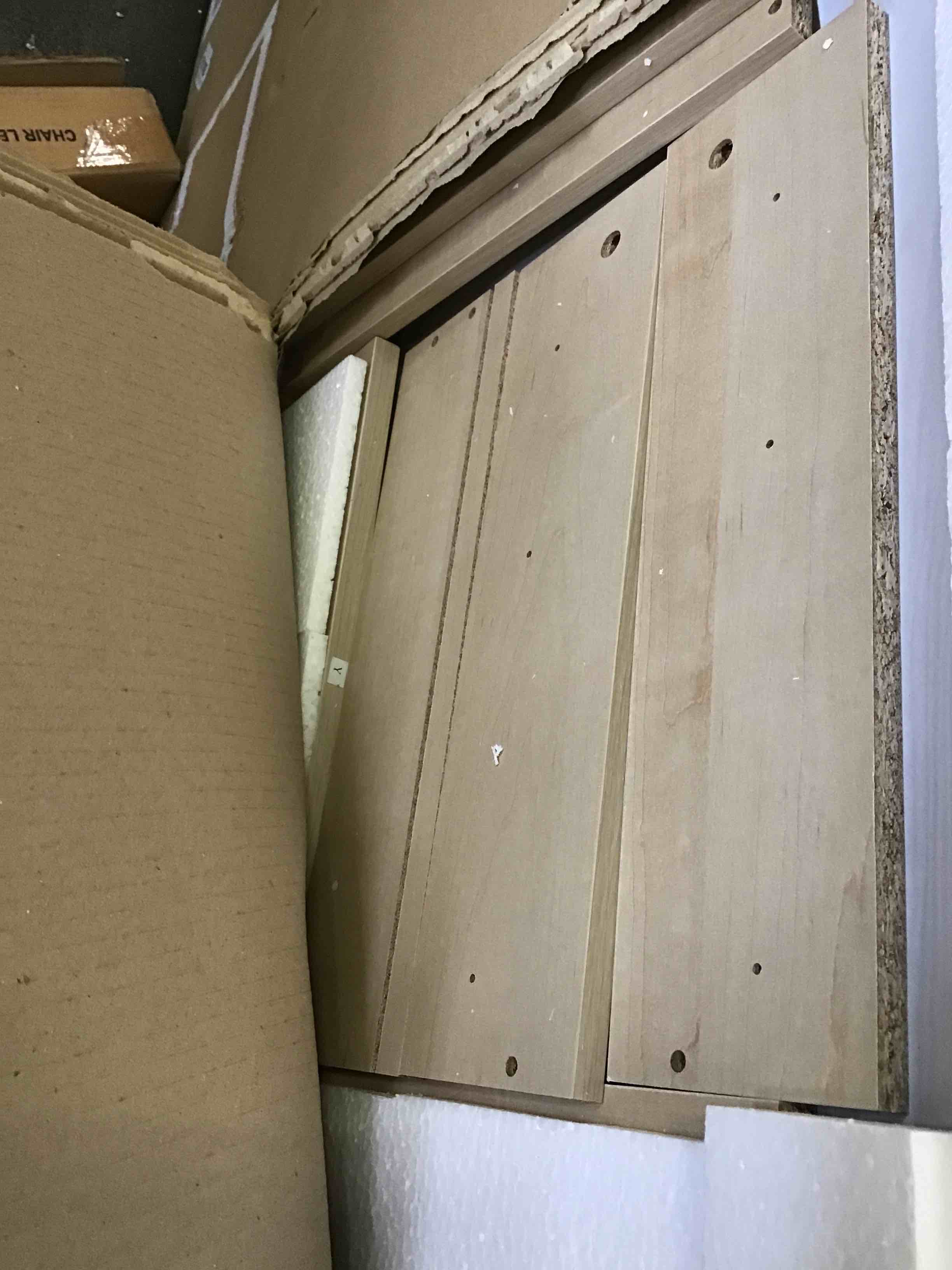 https://s3.amazonaws.com/lotting-images-prod/bidfta/PPE3264111_1750085477139.jpeg