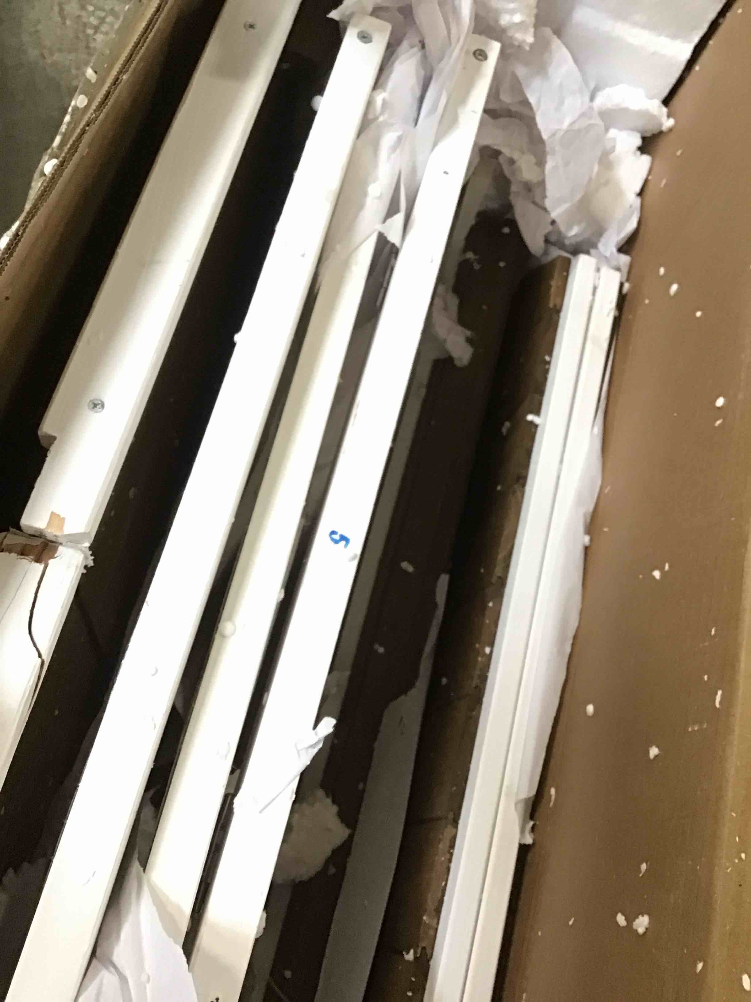 https://s3.amazonaws.com/lotting-images-prod/bidfta/PPE3264615_1750528353221.jpeg