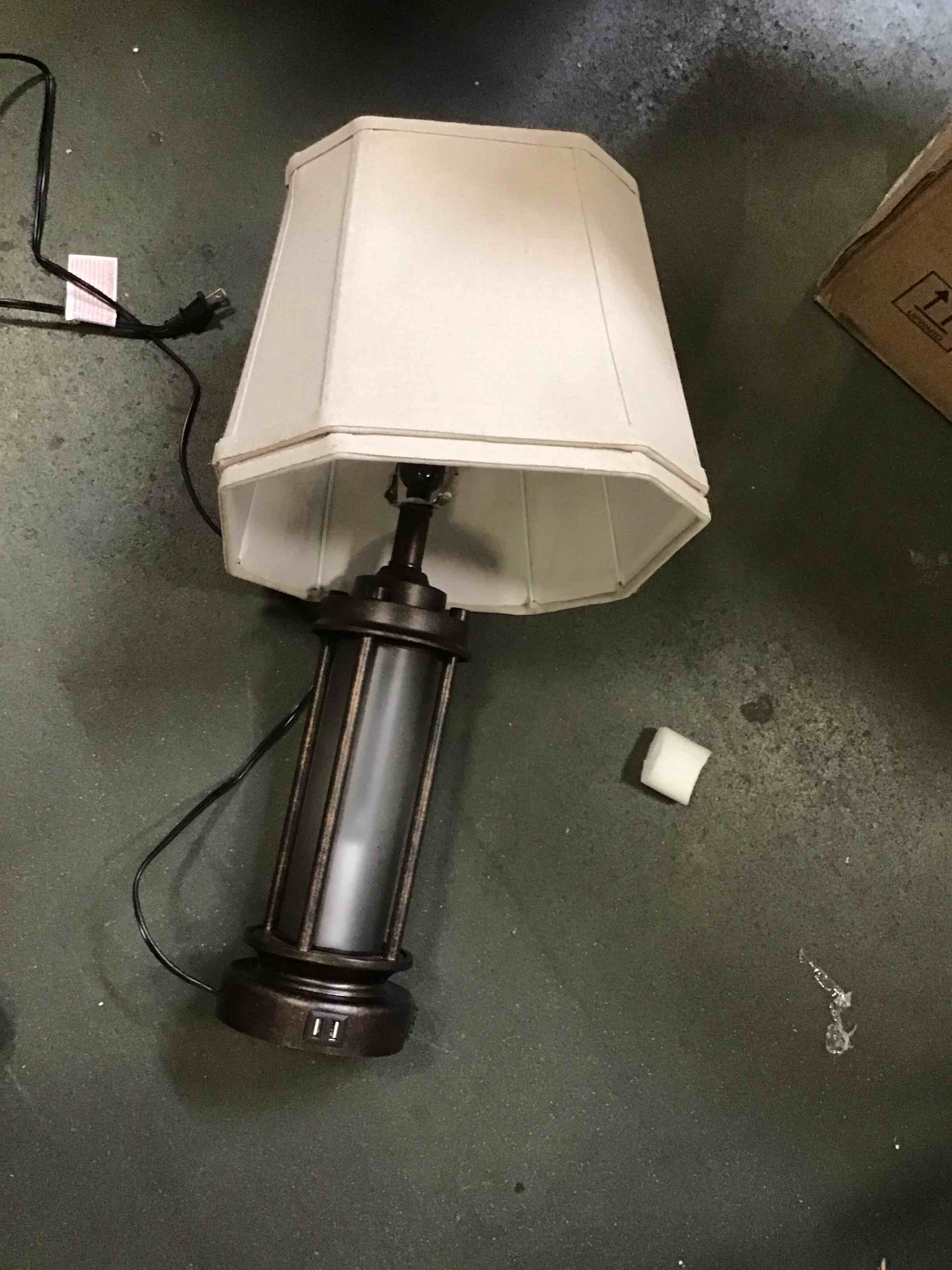 https://s3.amazonaws.com/lotting-images-prod/bidfta/PPE3264646_1750531145314.jpeg