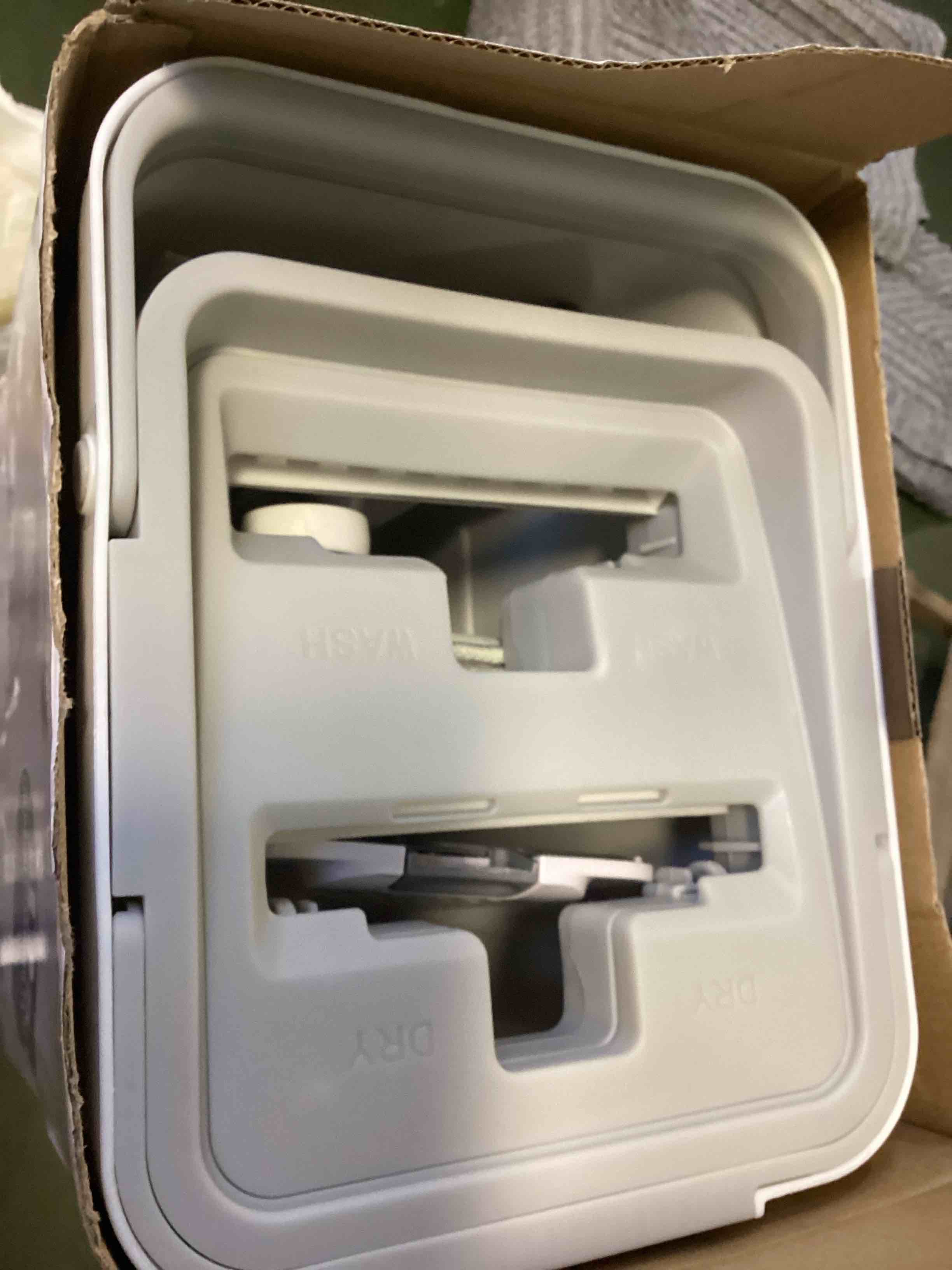 Wringer Set, Flat Squeeze Mop Flat Head Spin, Dust Mops for Wall Cleaner with 3 Microfiber Pads,Wet and Dry Use Microfiber for Household Floor Cleaning Supplies