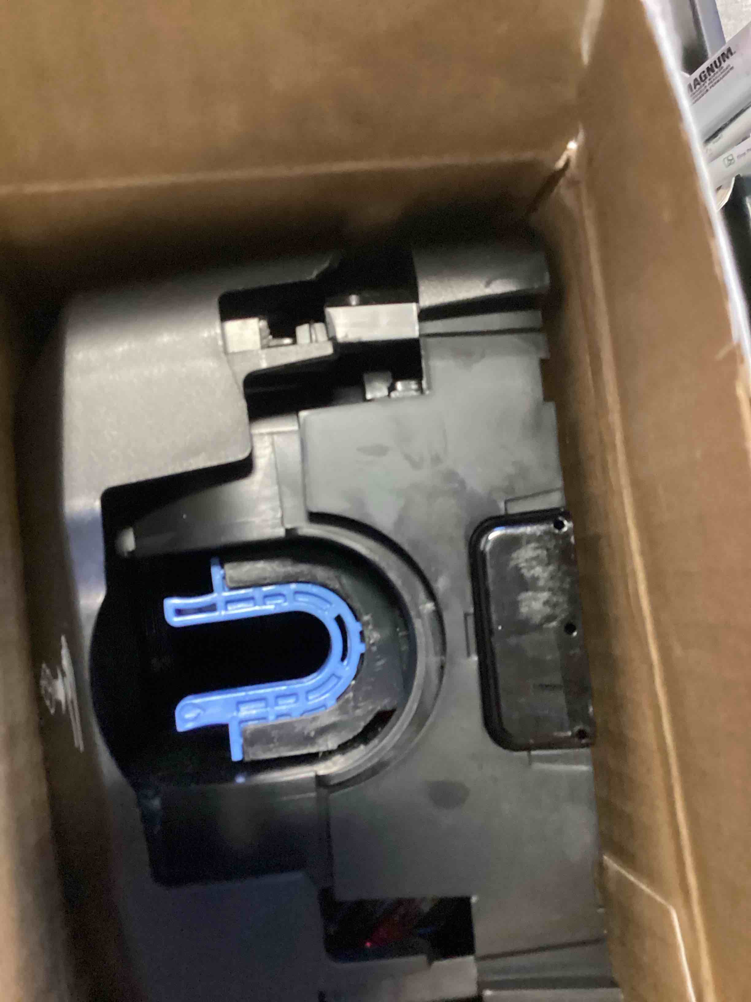 https://s3.amazonaws.com/lotting-images-prod/bidfta/PPE3273659_1756212151362.jpeg