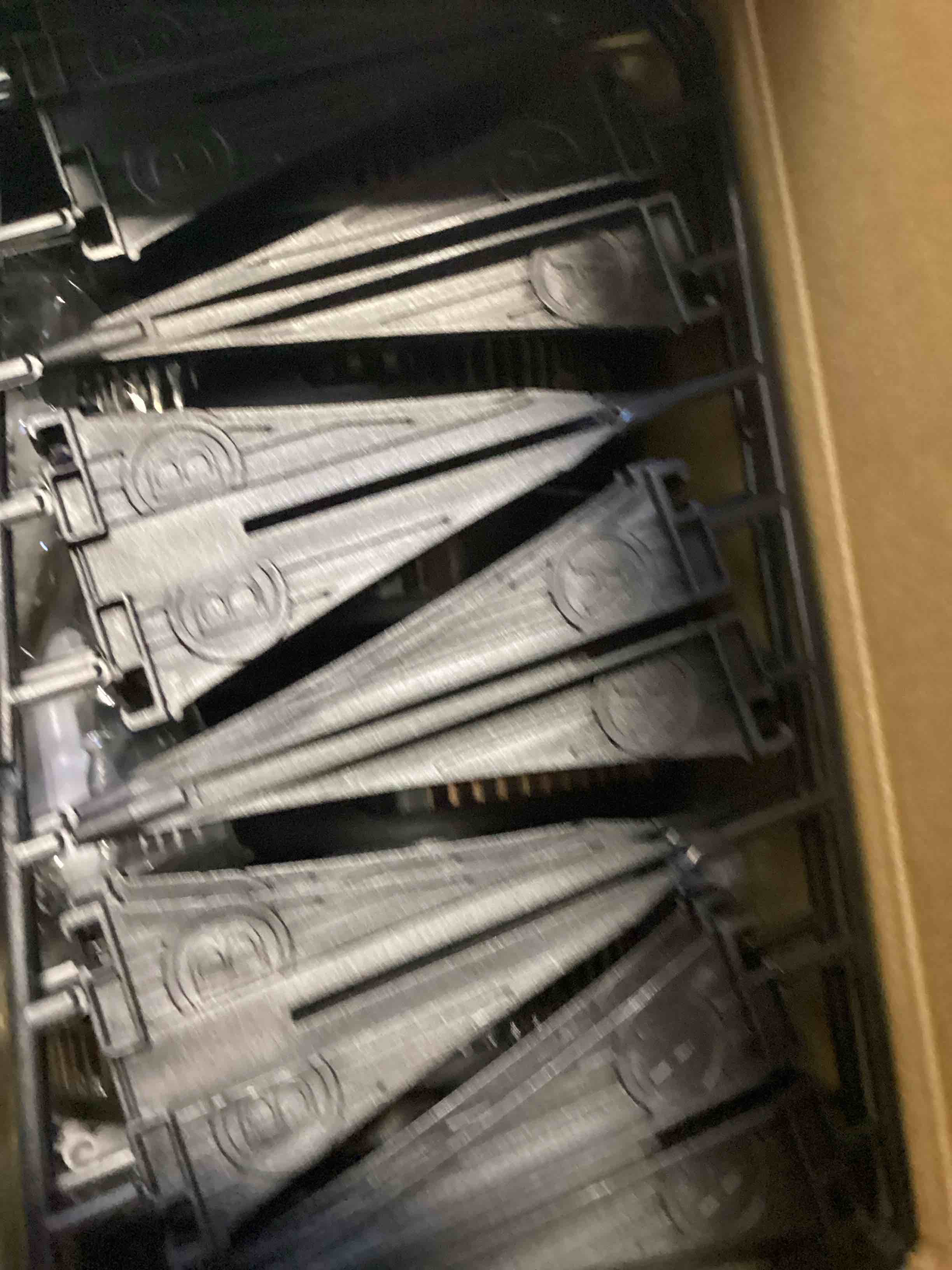 https://s3.amazonaws.com/lotting-images-prod/bidfta/PPE3273670_1756212303158.jpeg
