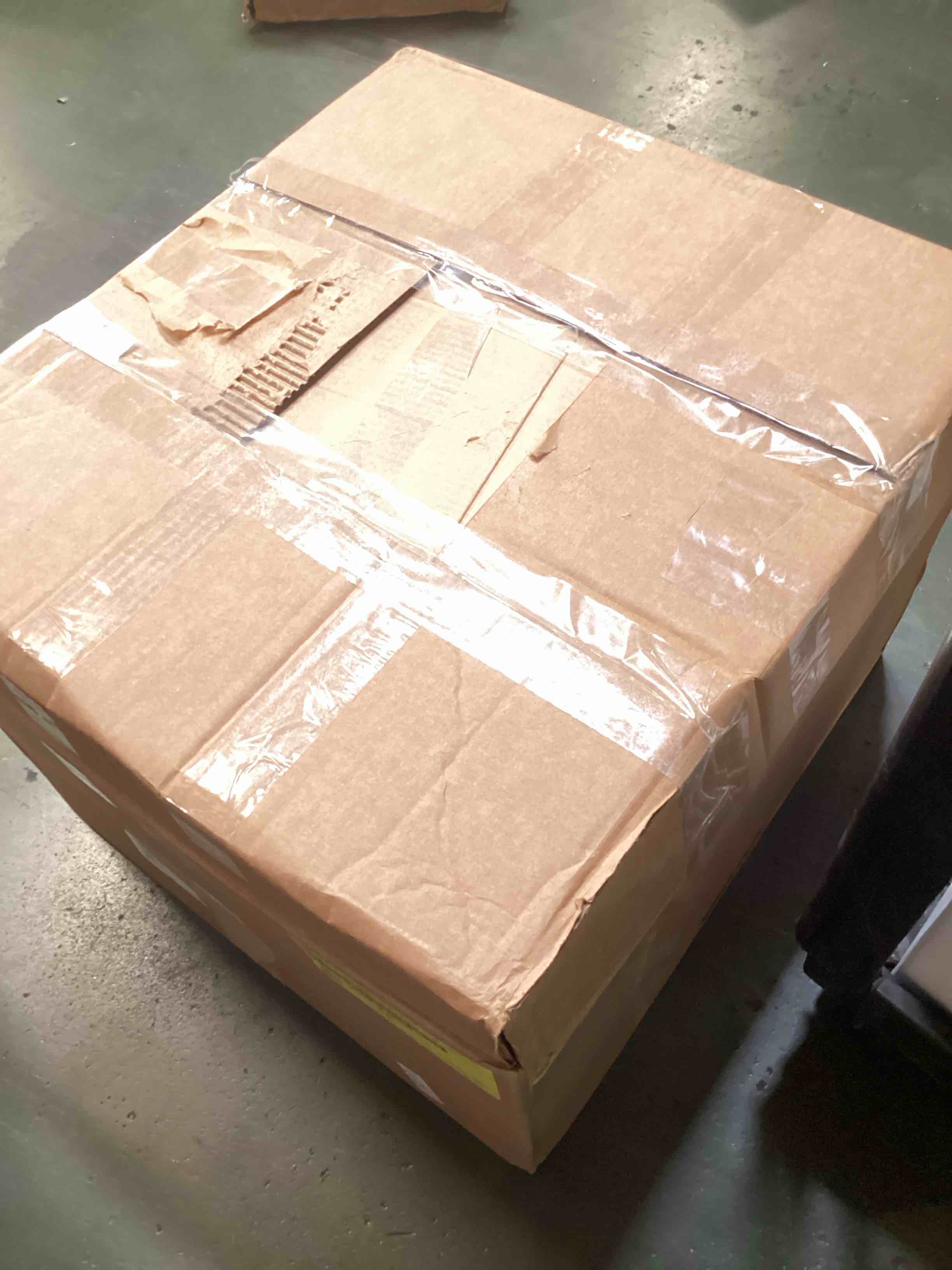 https://s3.amazonaws.com/lotting-images-prod/bidfta/PPE3273738_1756236462953.jpeg