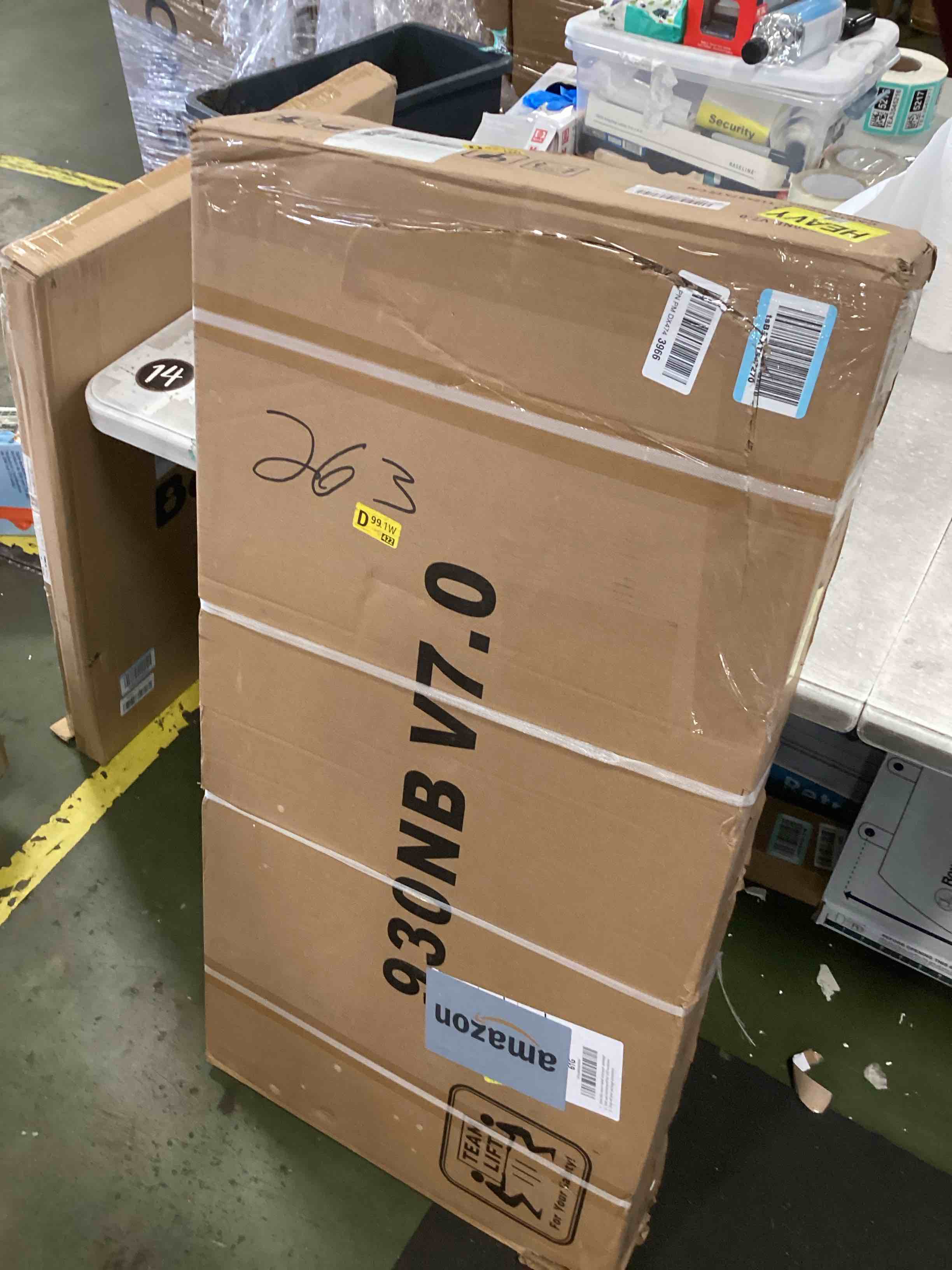 https://s3.amazonaws.com/lotting-images-prod/bidfta/PPE3280097_1750260084089.jpeg