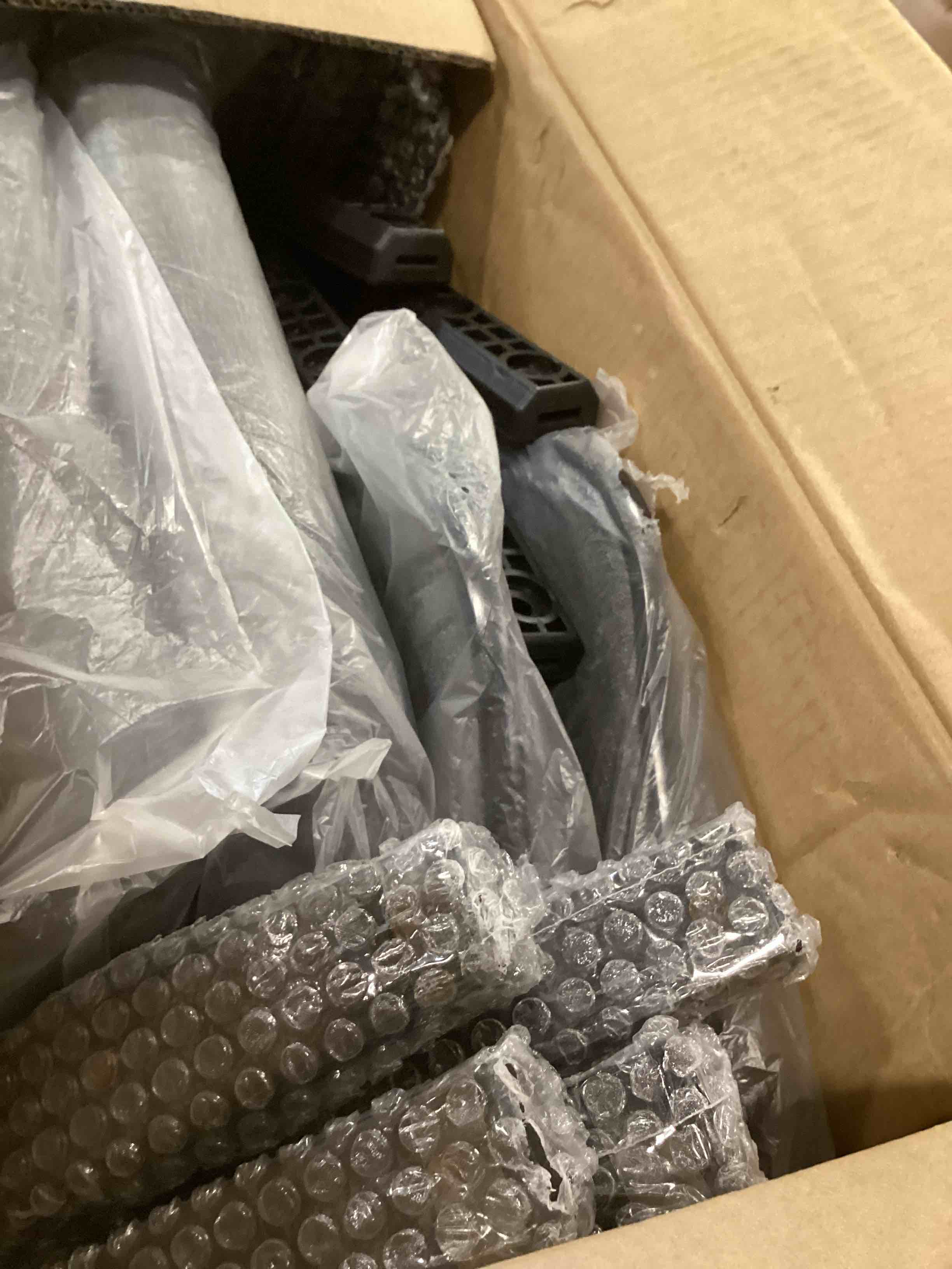 https://s3.amazonaws.com/lotting-images-prod/bidfta/PPE3280191_1750272979089.jpeg
