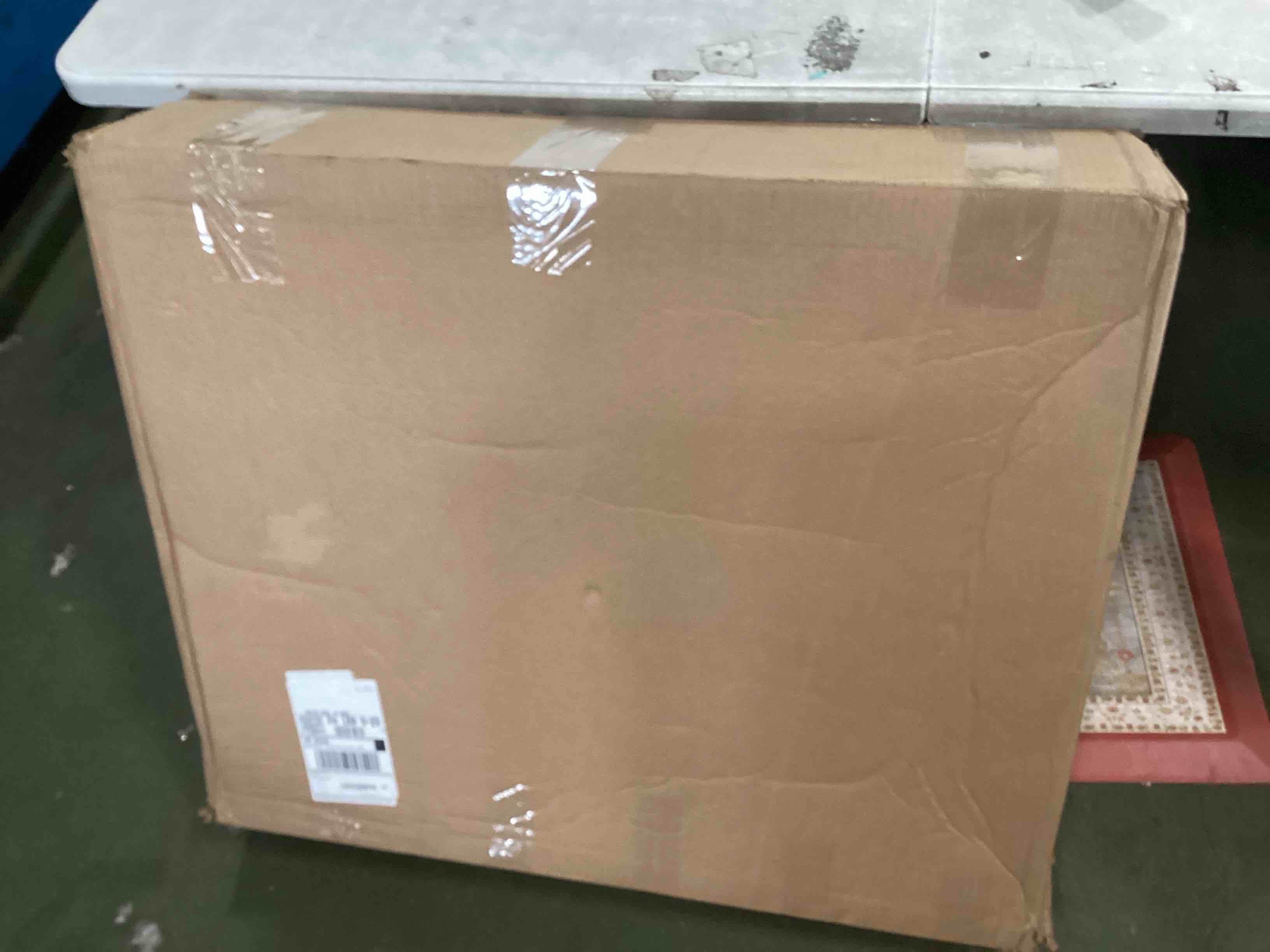 https://s3.amazonaws.com/lotting-images-prod/bidfta/PPE3280230_1750334839661.jpeg