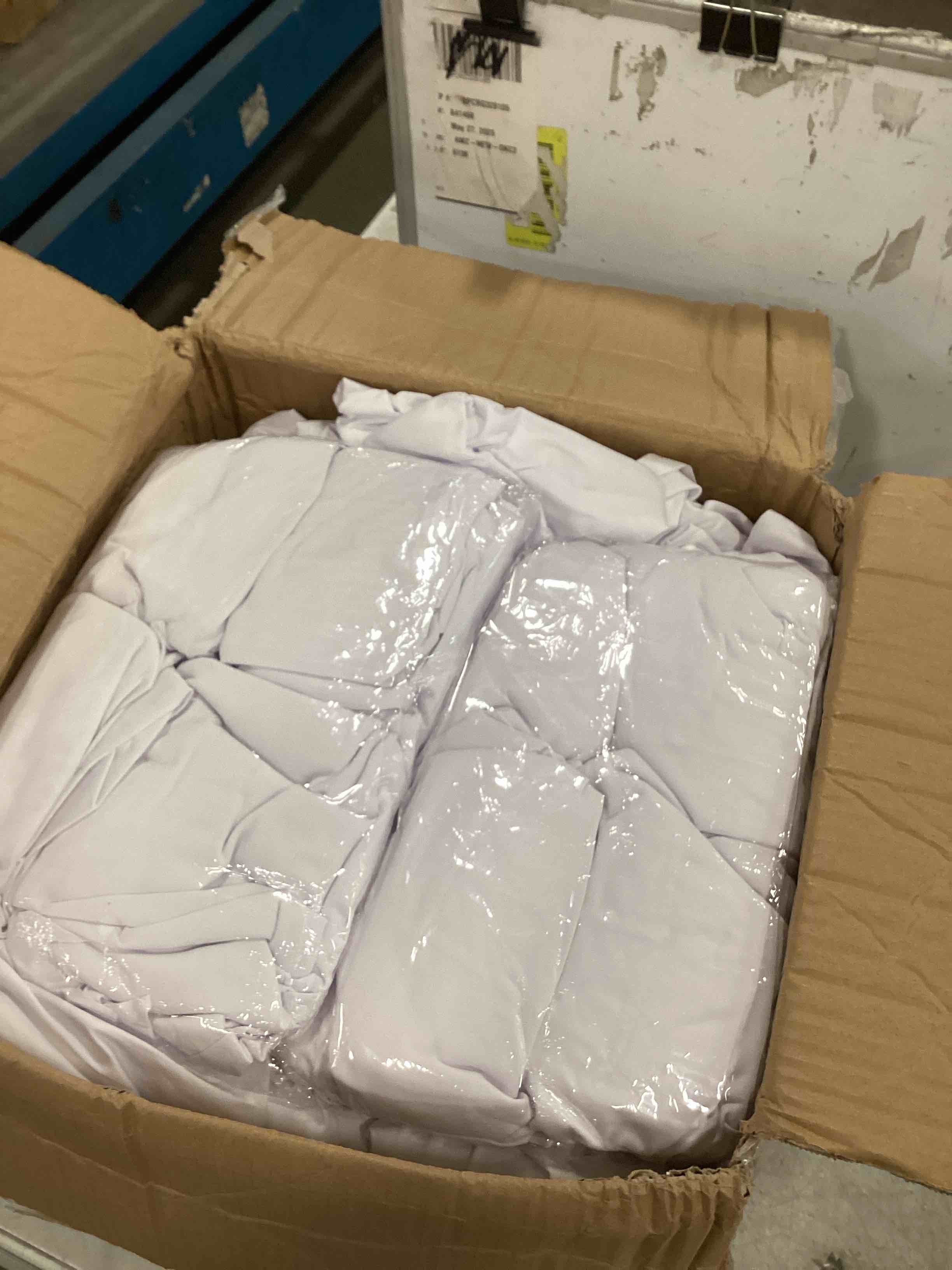 https://s3.amazonaws.com/lotting-images-prod/bidfta/PPE3280266_1750338459324.jpeg