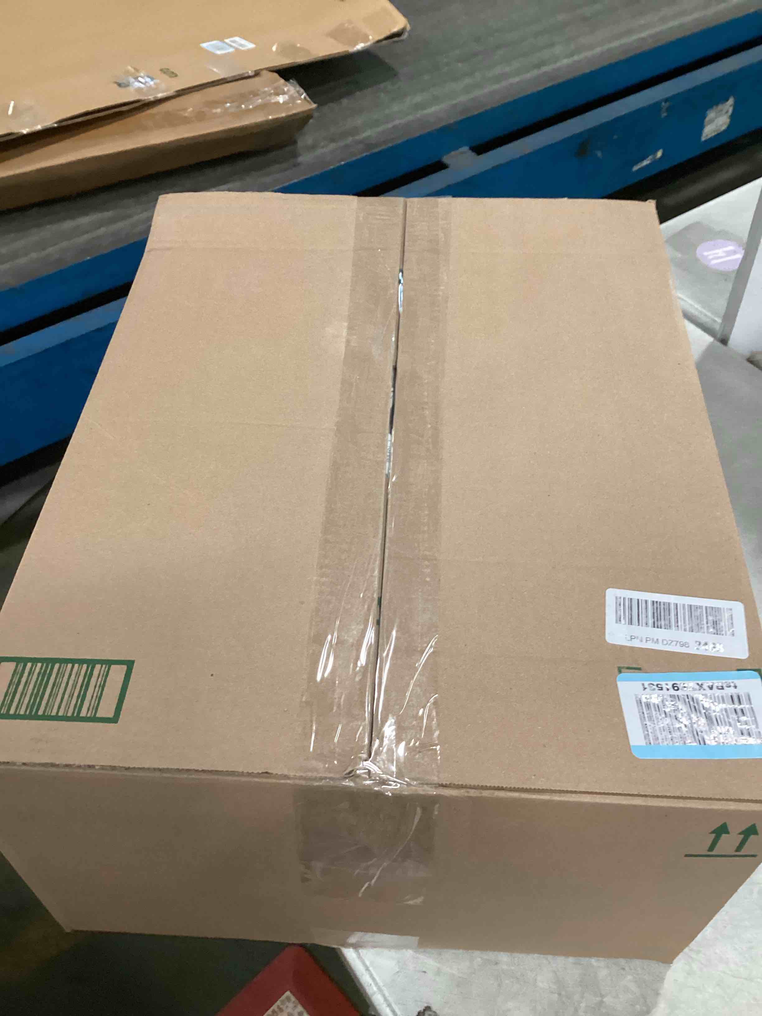 https://s3.amazonaws.com/lotting-images-prod/bidfta/PPE3280269_1750338899633.jpeg