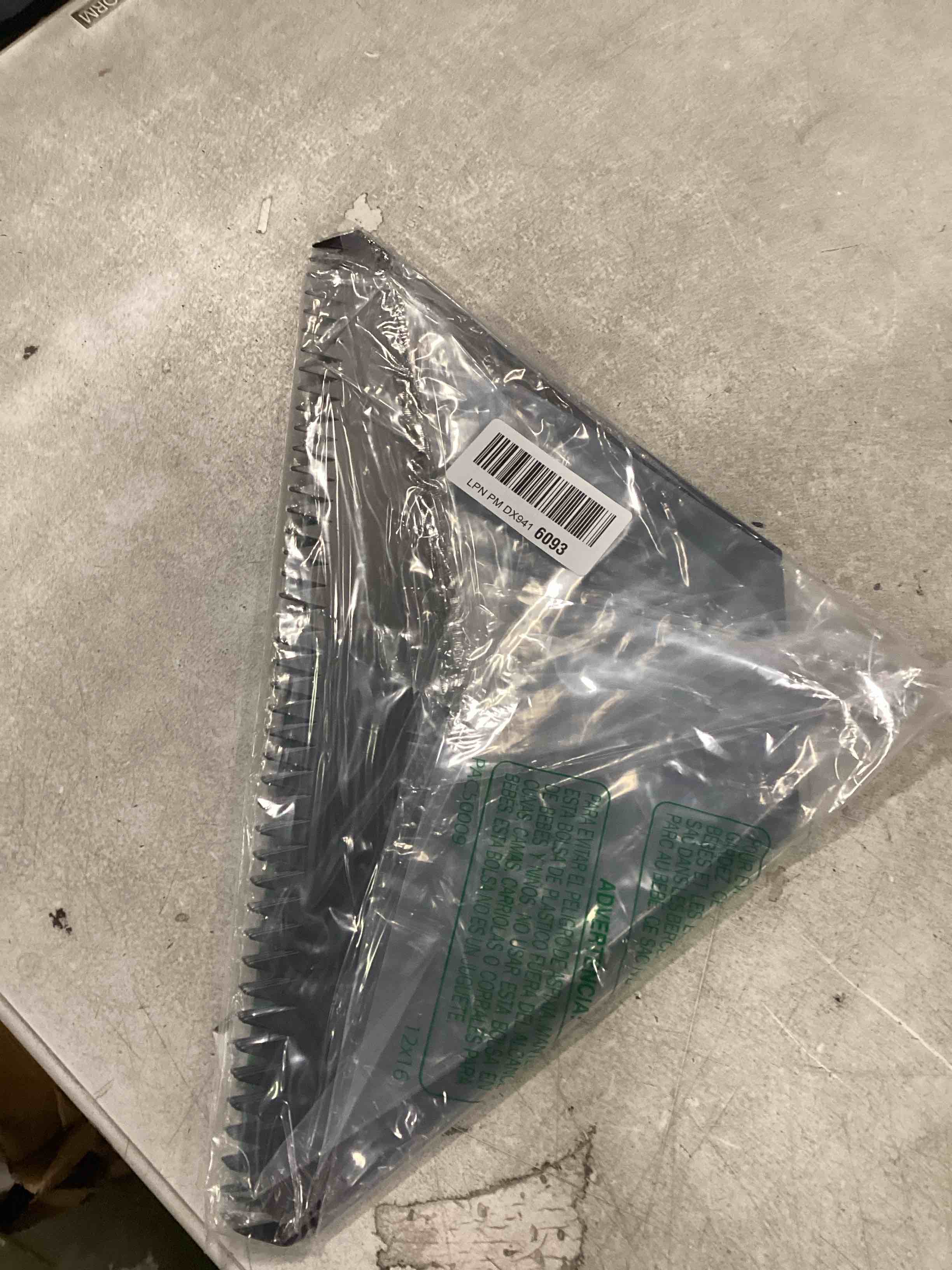 https://s3.amazonaws.com/lotting-images-prod/bidfta/PPE3281008_1751035442944.jpeg