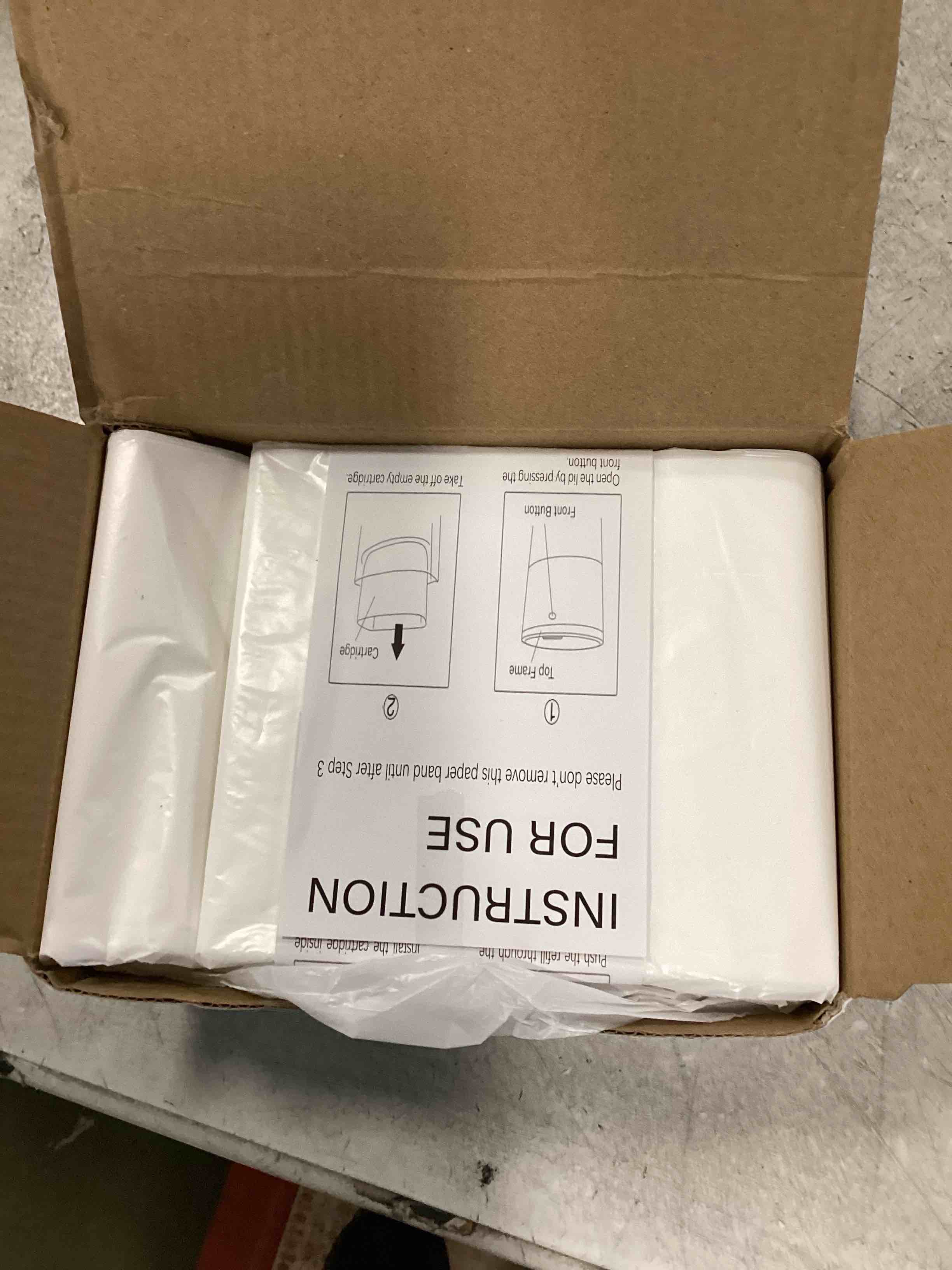 https://s3.amazonaws.com/lotting-images-prod/bidfta/PPE3281039_1751038500125.jpeg
