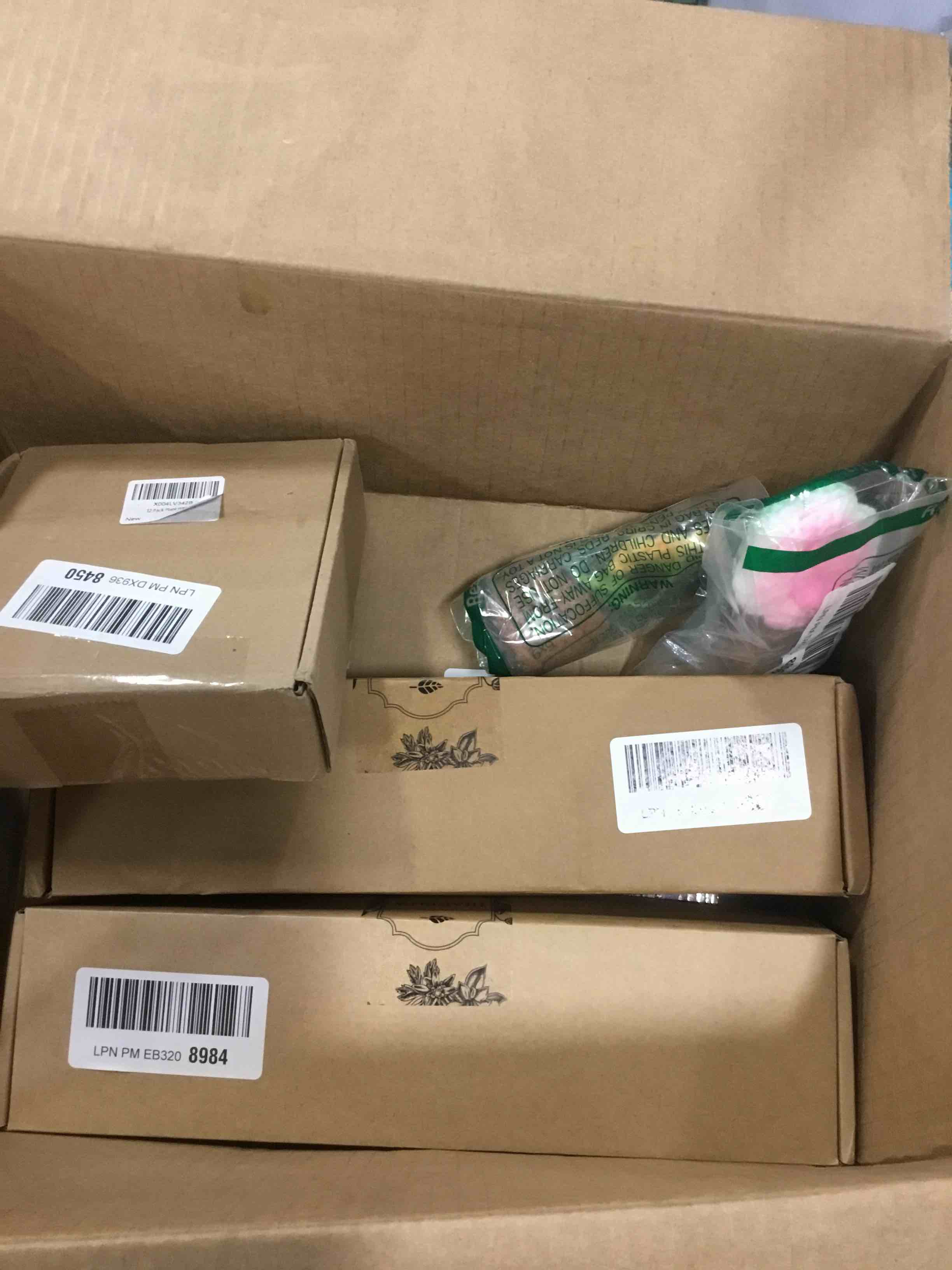 https://s3.amazonaws.com/lotting-images-prod/bidfta/PPE3281106_1751052097788.jpeg