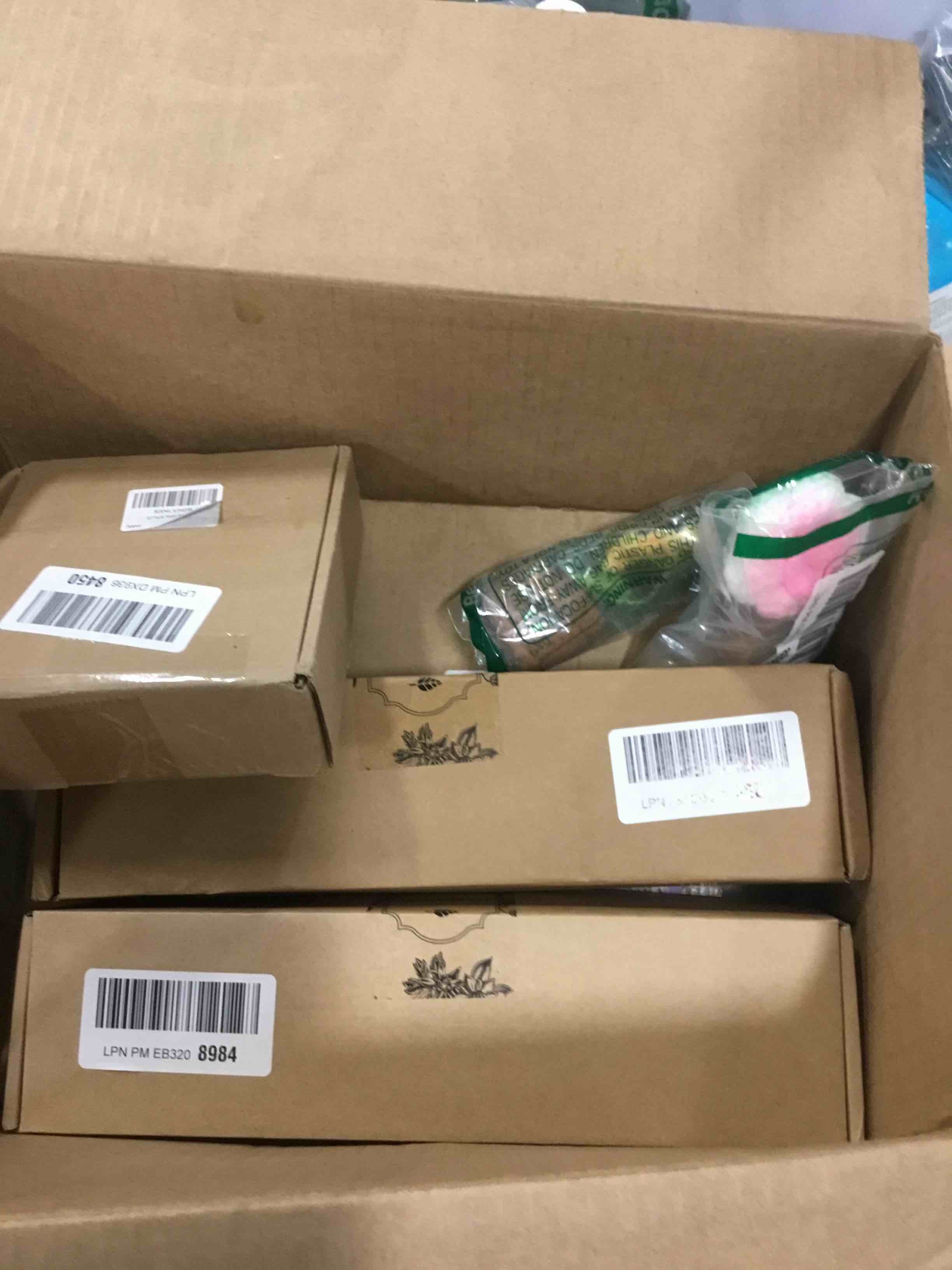 https://s3.amazonaws.com/lotting-images-prod/bidfta/PPE3281106_1751052099365.jpeg