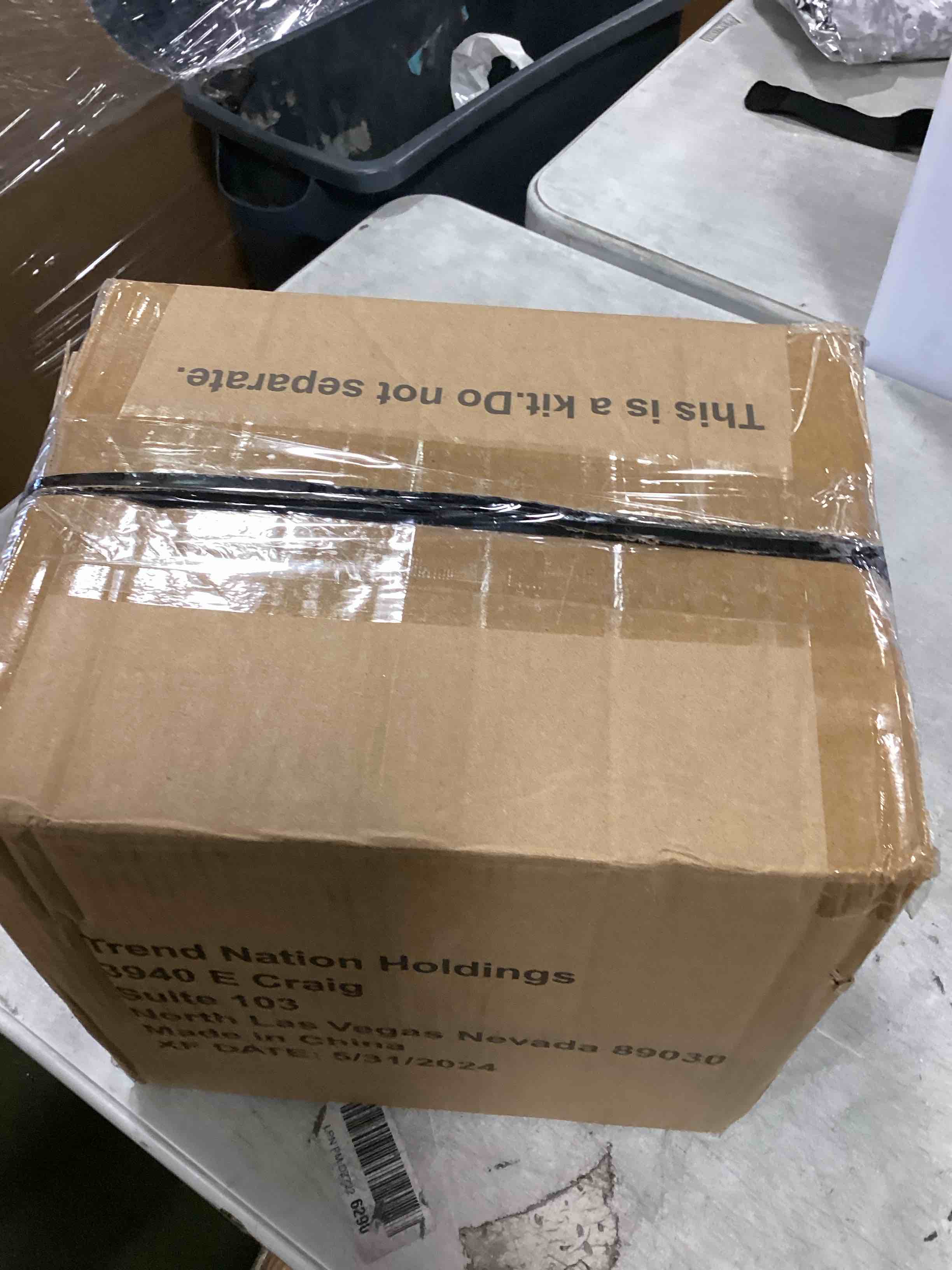 https://s3.amazonaws.com/lotting-images-prod/bidfta/PPE3281210_1751291777261.jpeg