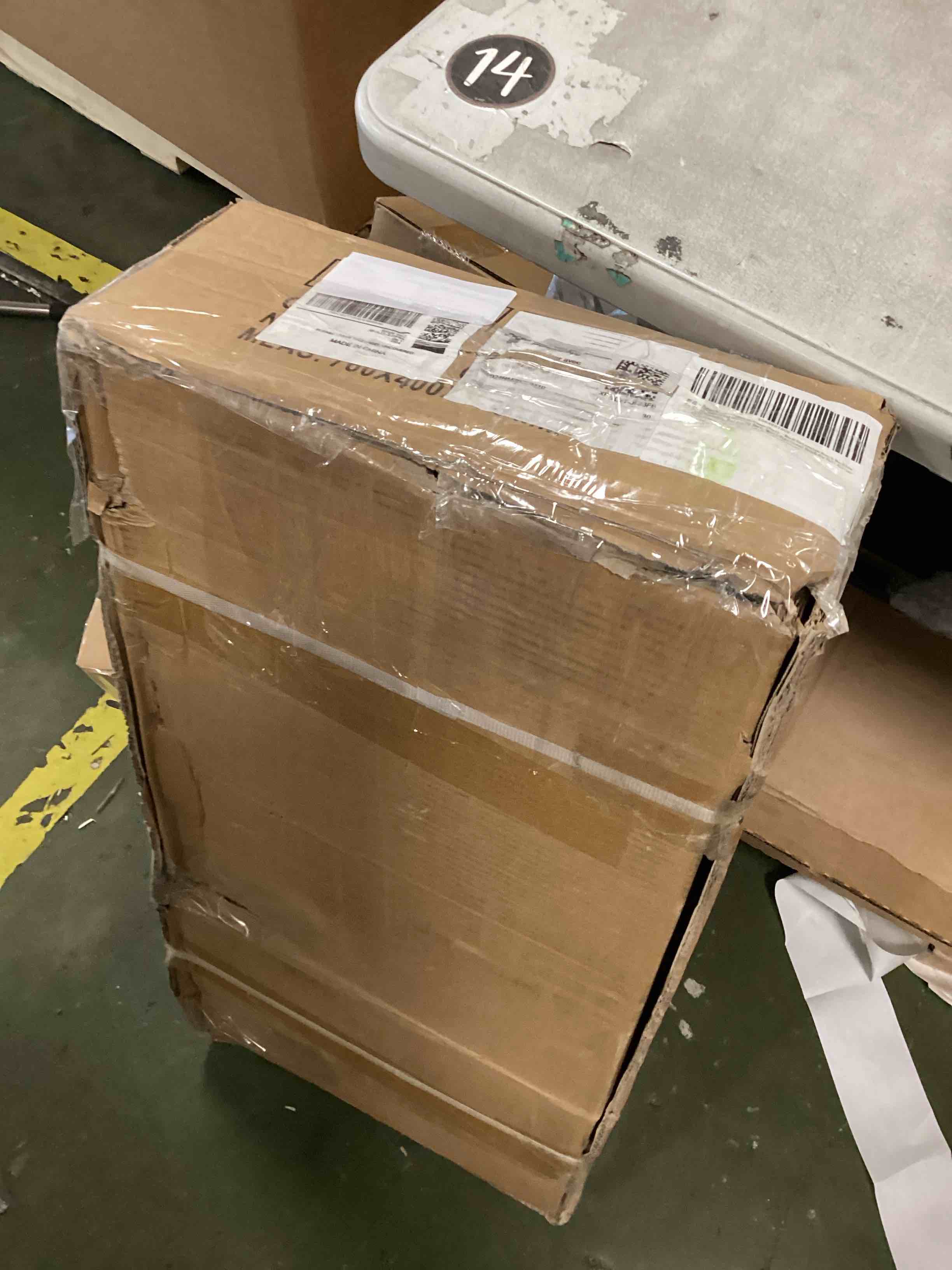 https://s3.amazonaws.com/lotting-images-prod/bidfta/PPE3281276_1751299964446.jpeg