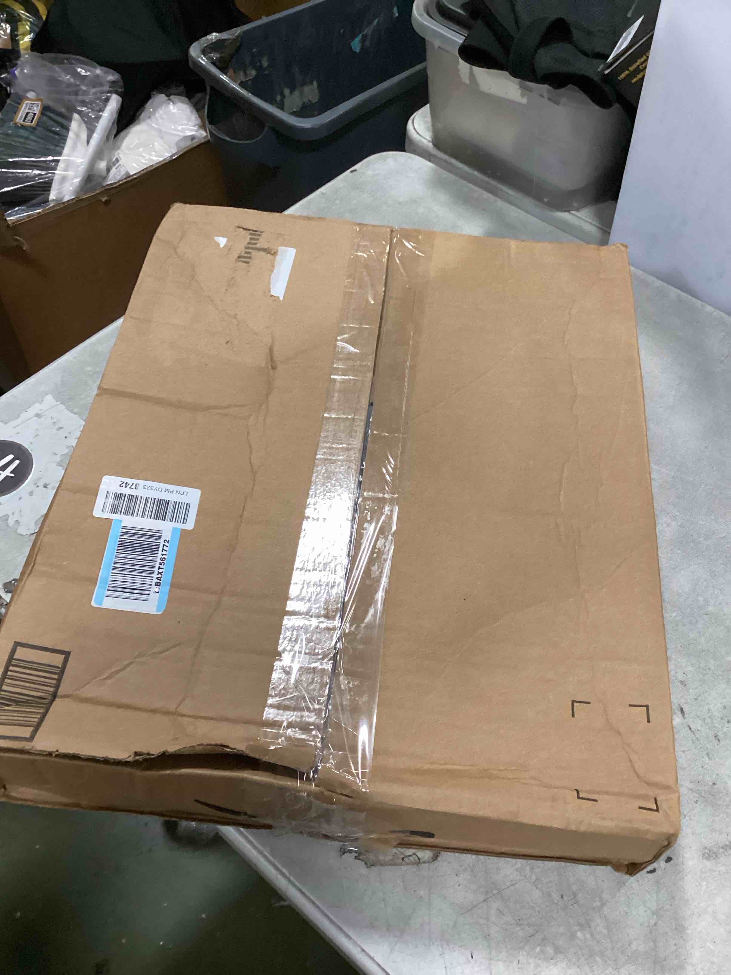 https://s3.amazonaws.com/lotting-images-prod/bidfta/PPE3281292_1751301521652.jpeg