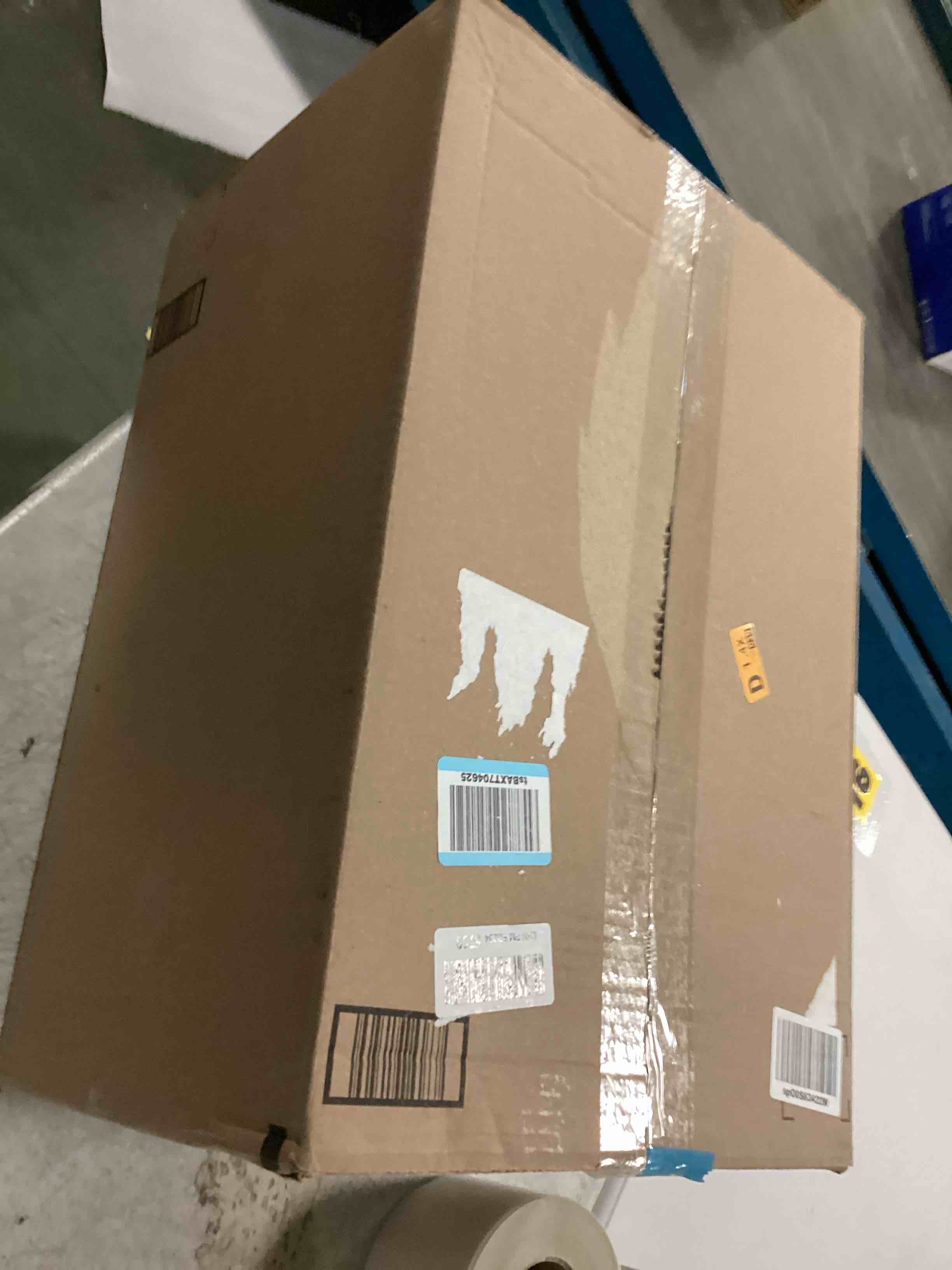 https://s3.amazonaws.com/lotting-images-prod/bidfta/PPE3283011_1750162845143.jpeg