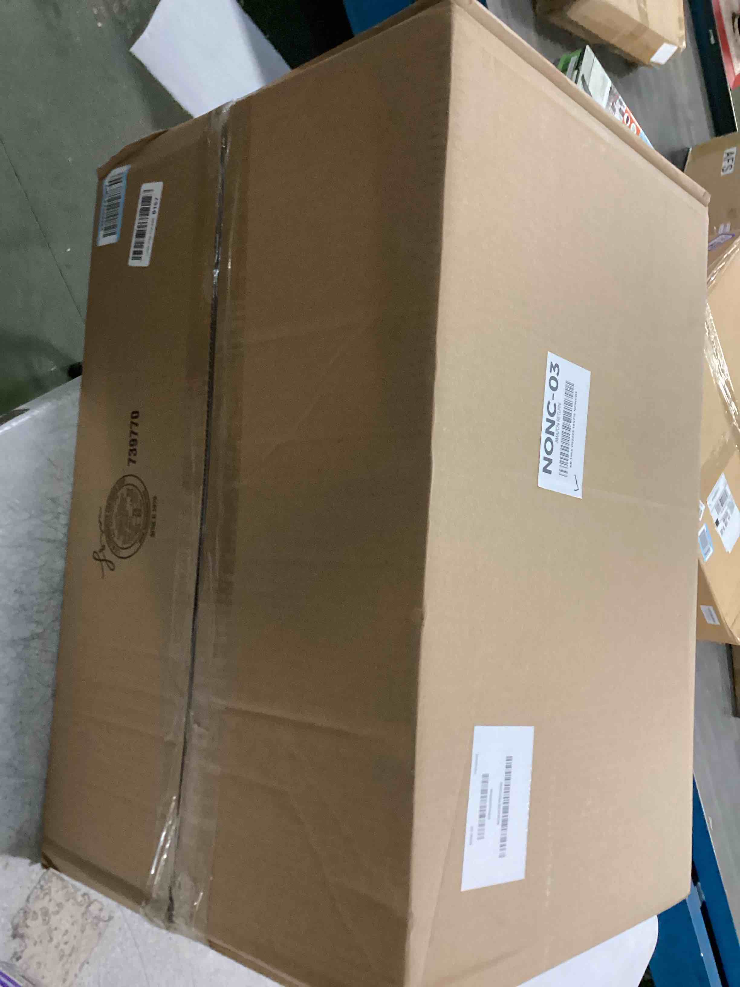 https://s3.amazonaws.com/lotting-images-prod/bidfta/PPE3283019_1750163626051.jpeg