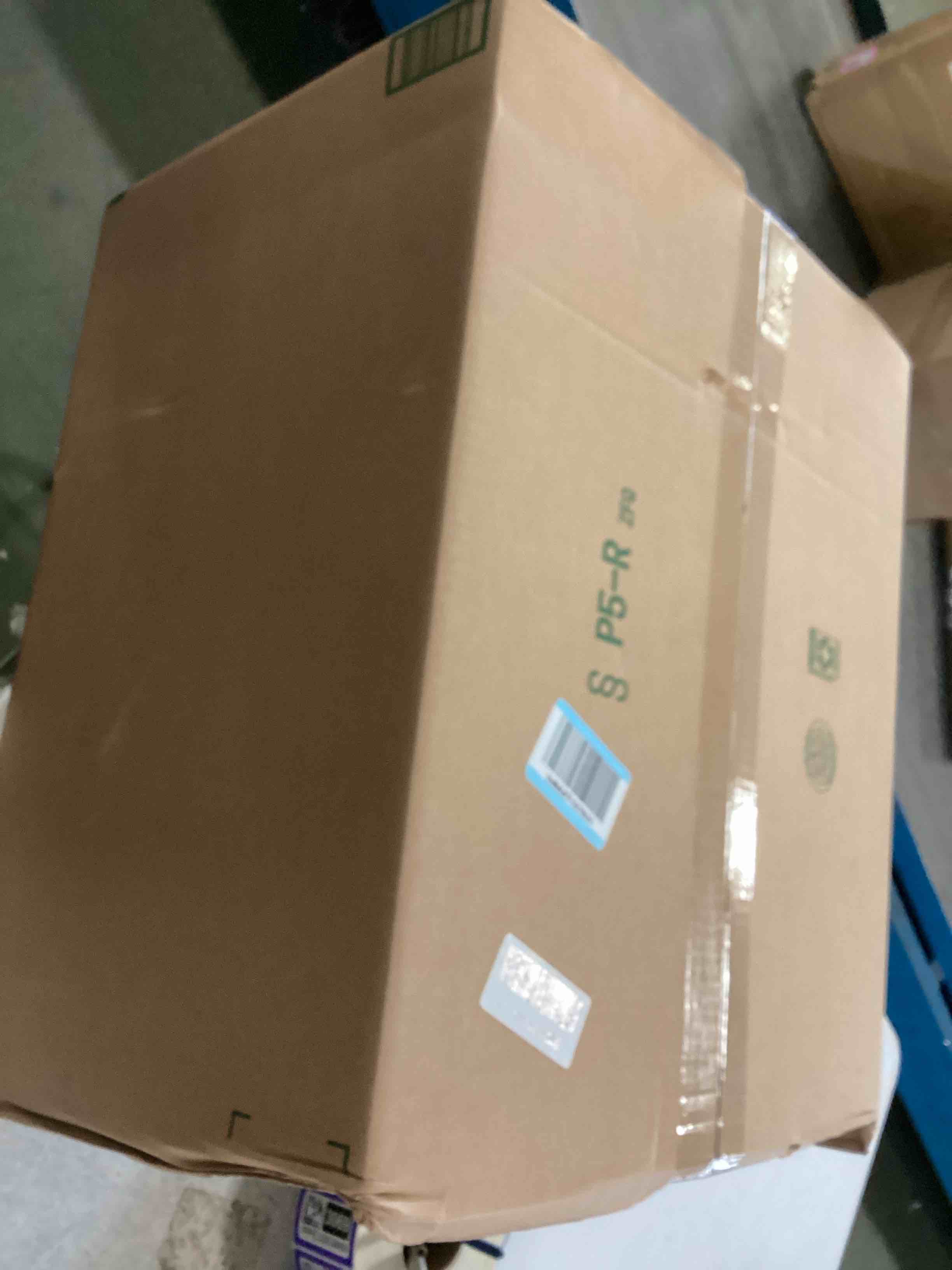 https://s3.amazonaws.com/lotting-images-prod/bidfta/PPE3283054_1750166268921.jpeg