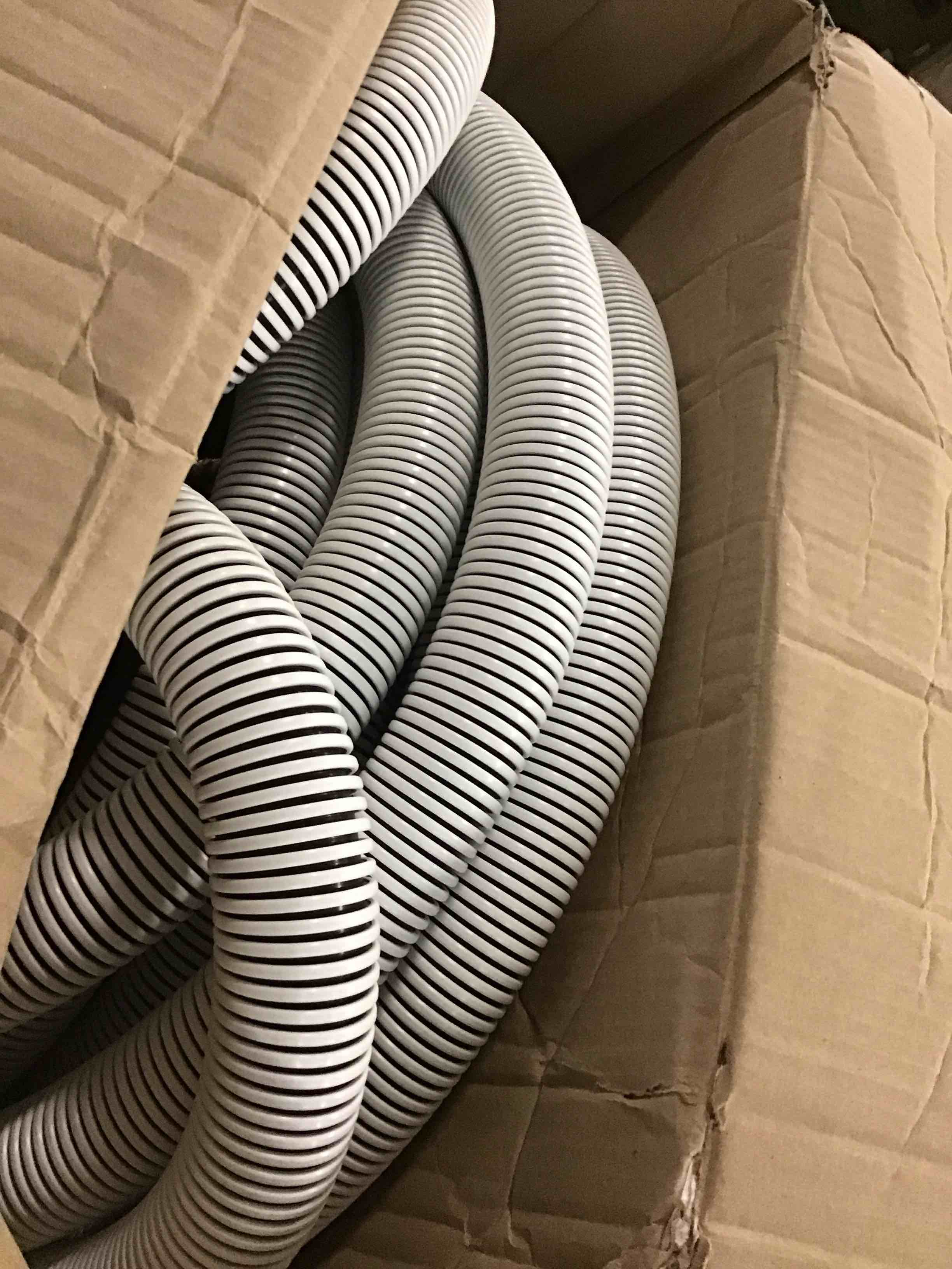 https://s3.amazonaws.com/lotting-images-prod/bidfta/PPE3283384_1750254562303.jpeg