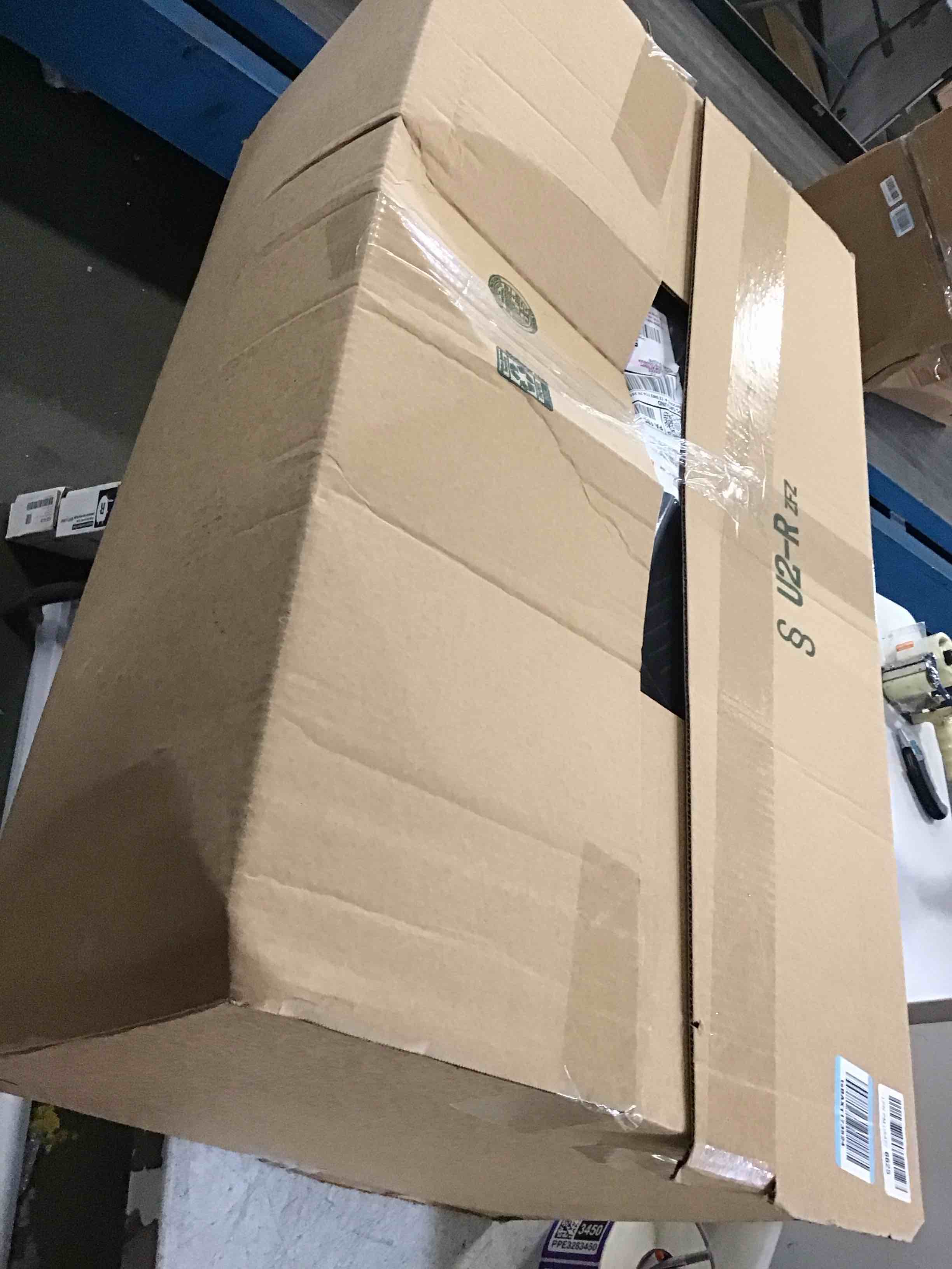 https://s3.amazonaws.com/lotting-images-prod/bidfta/PPE3283440_1750261234012.jpeg