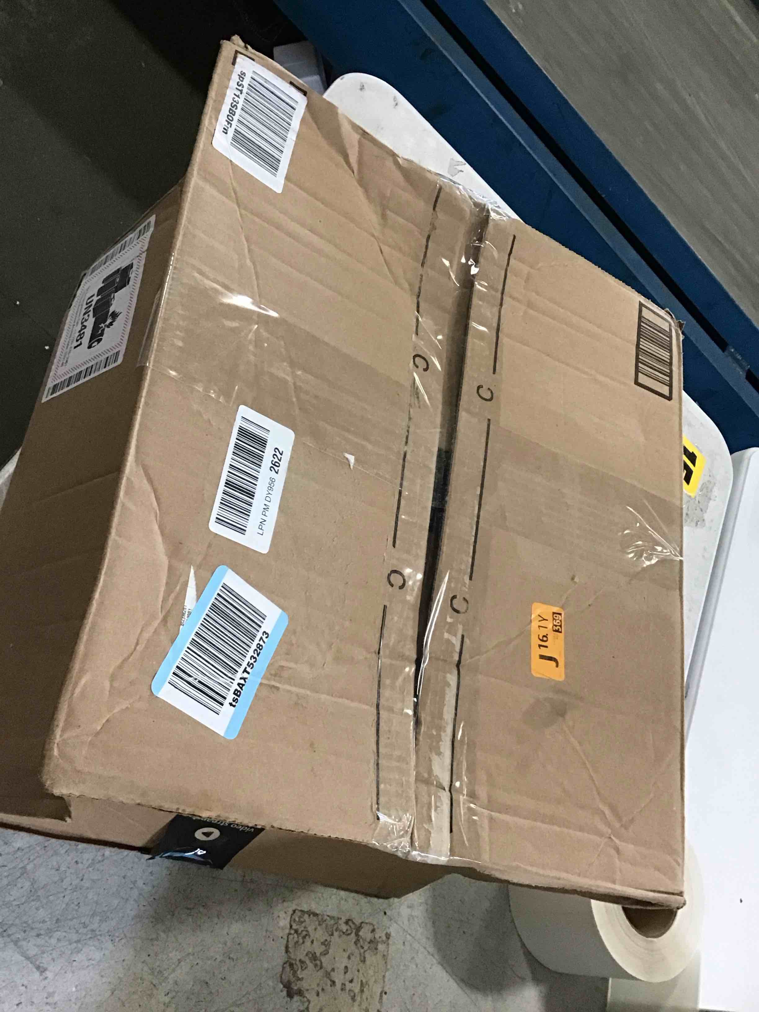 https://s3.amazonaws.com/lotting-images-prod/bidfta/PPE3283520_1750271459903.jpeg