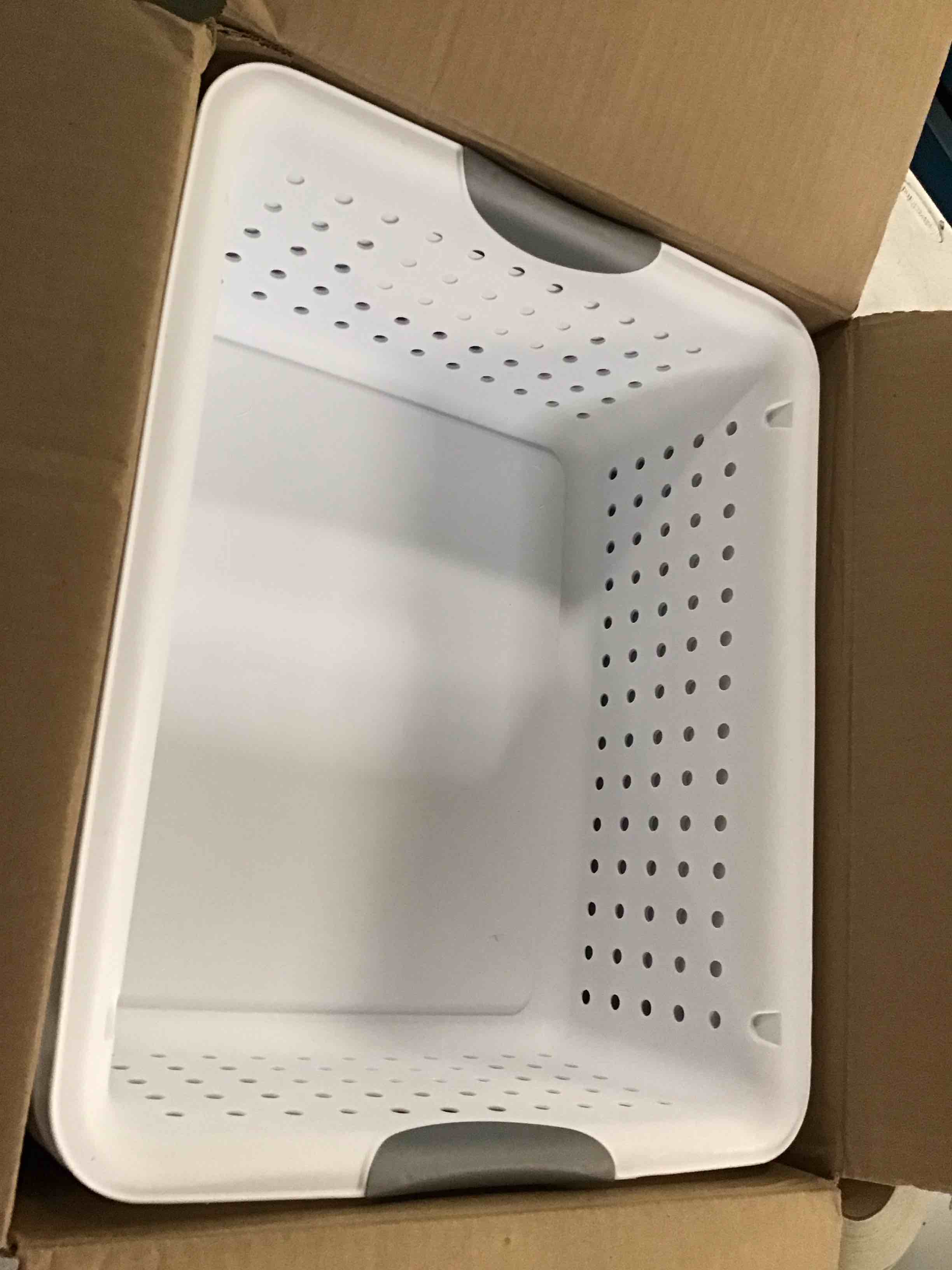 https://s3.amazonaws.com/lotting-images-prod/bidfta/PPE3283615_1750338997987.jpeg