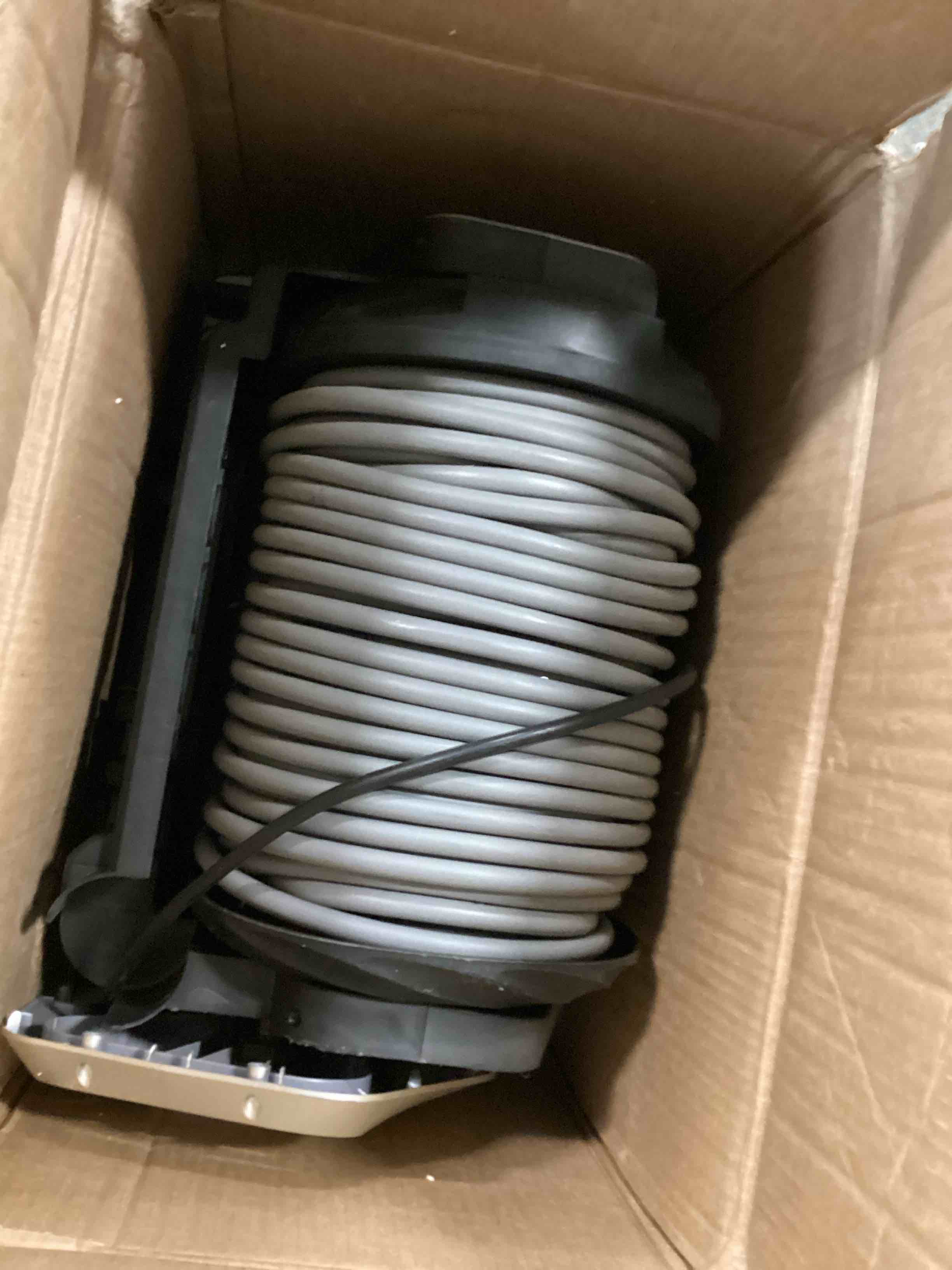 https://s3.amazonaws.com/lotting-images-prod/bidfta/PPE3284680_1750942999001.jpeg