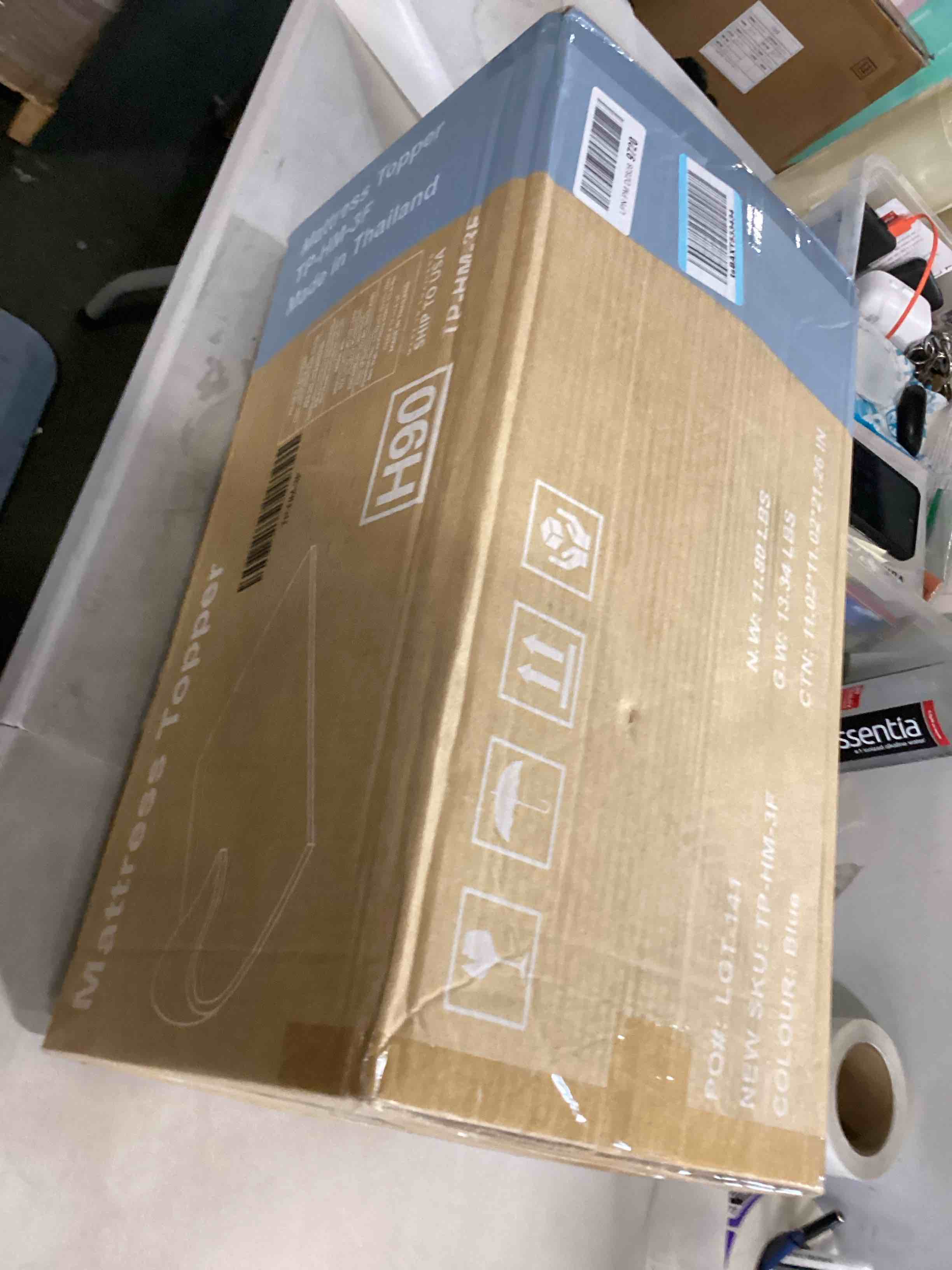 https://s3.amazonaws.com/lotting-images-prod/bidfta/PPE3284695_1750945030697.jpeg