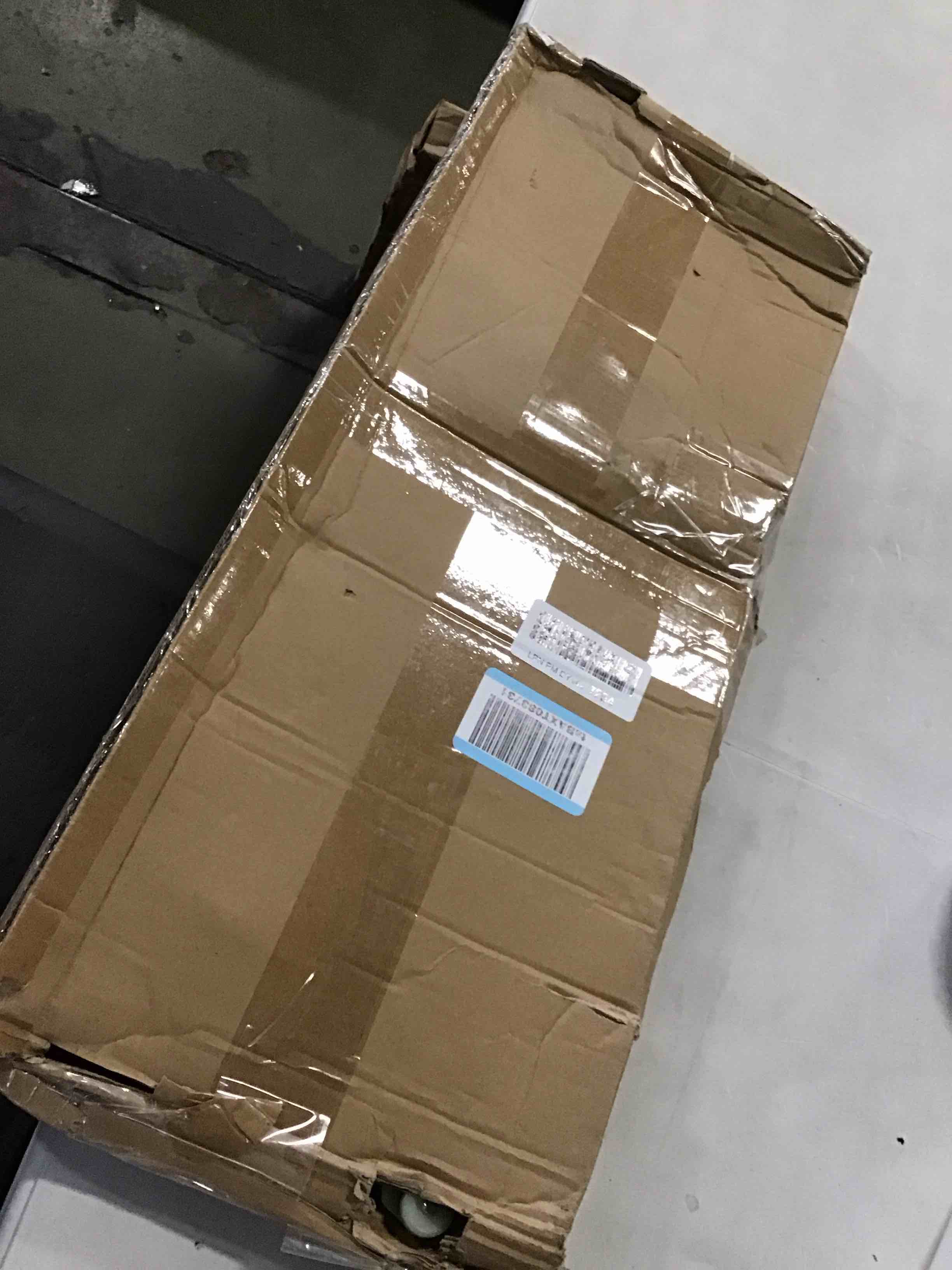 https://s3.amazonaws.com/lotting-images-prod/bidfta/PPE3285008_1751038814781.jpeg