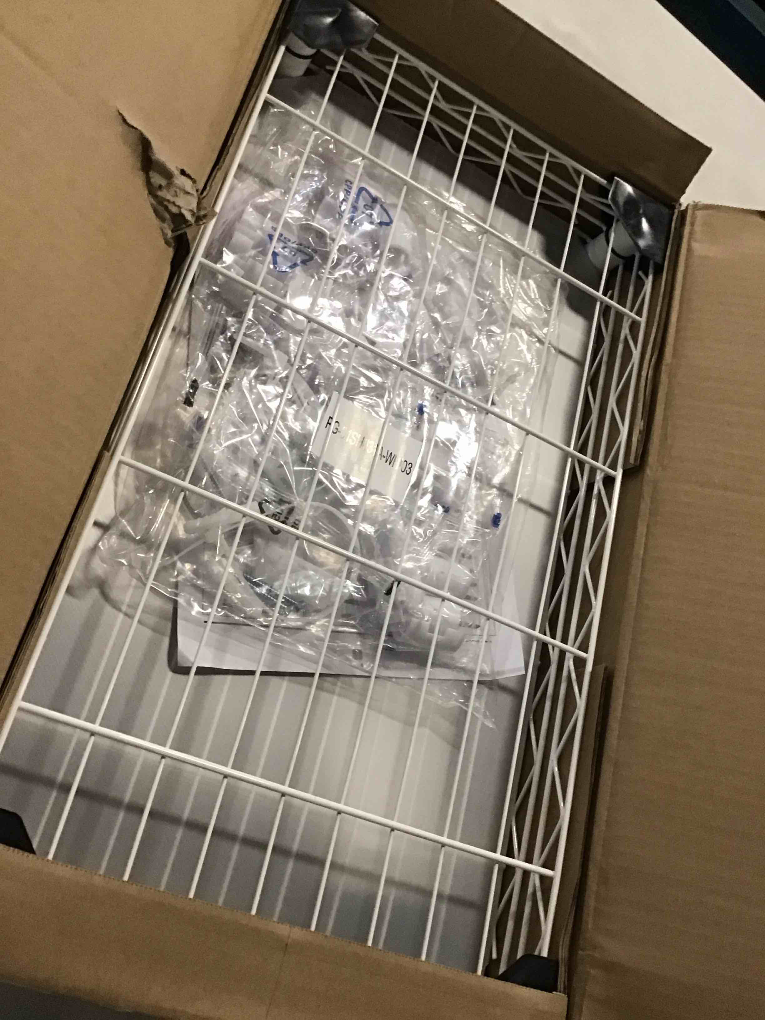 https://s3.amazonaws.com/lotting-images-prod/bidfta/PPE3285030_1751040473425.jpeg