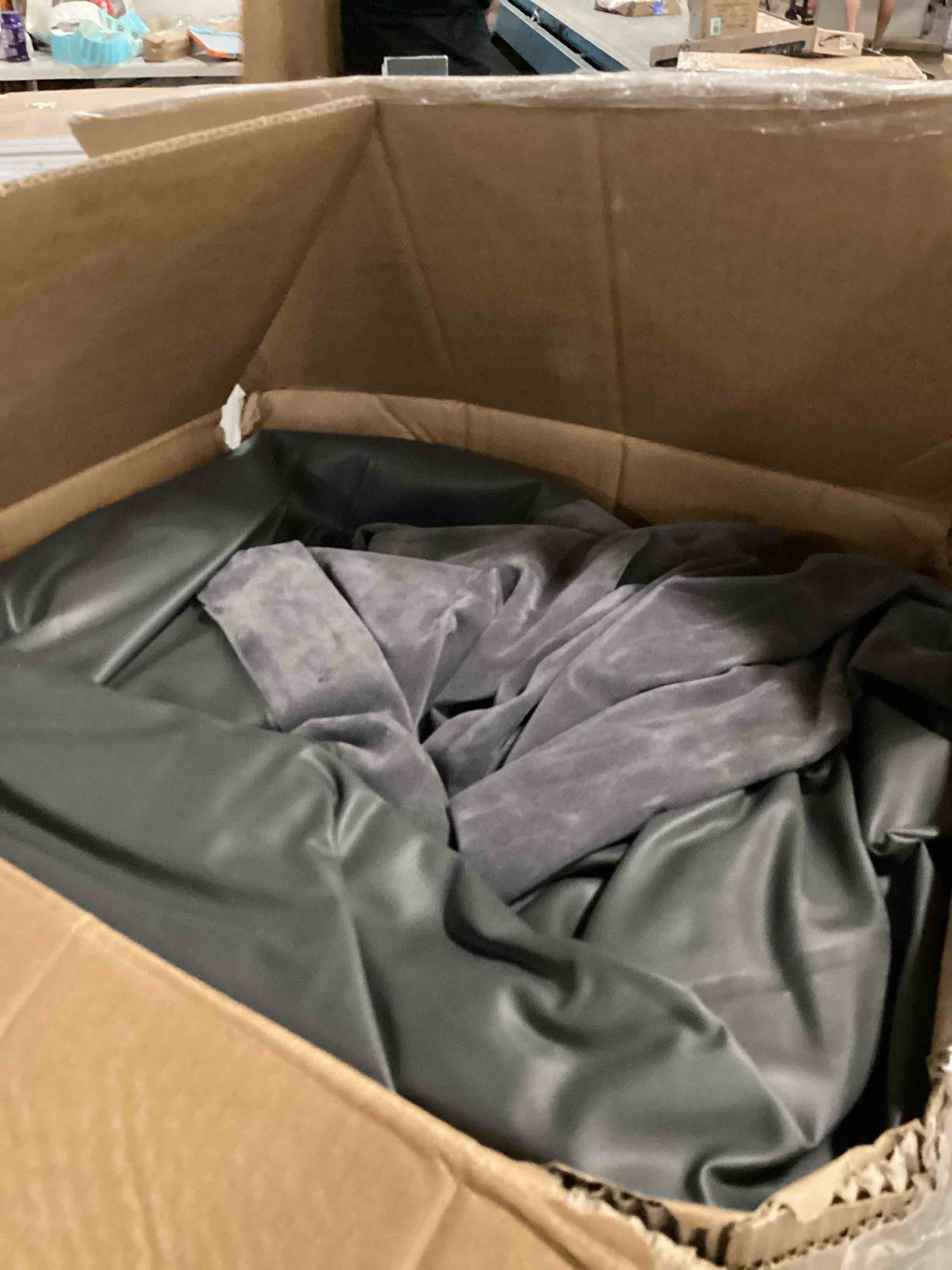 https://s3.amazonaws.com/lotting-images-prod/bidfta/PPE3285172_1751289317292.jpeg