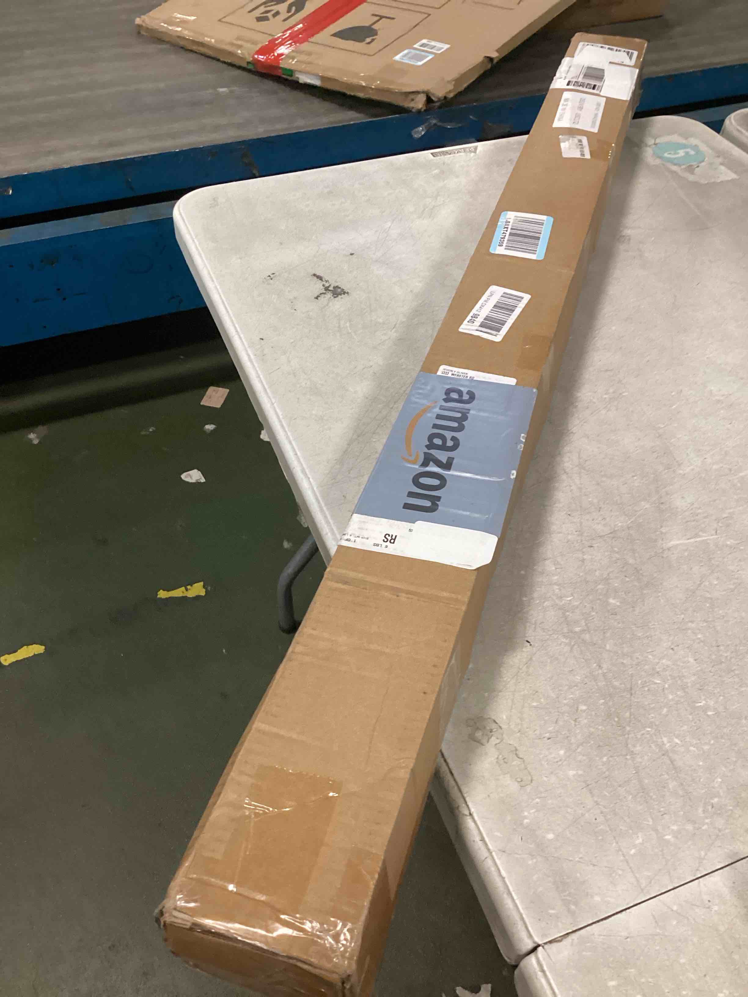 https://s3.amazonaws.com/lotting-images-prod/bidfta/PPE3286257_1750505053844.jpeg