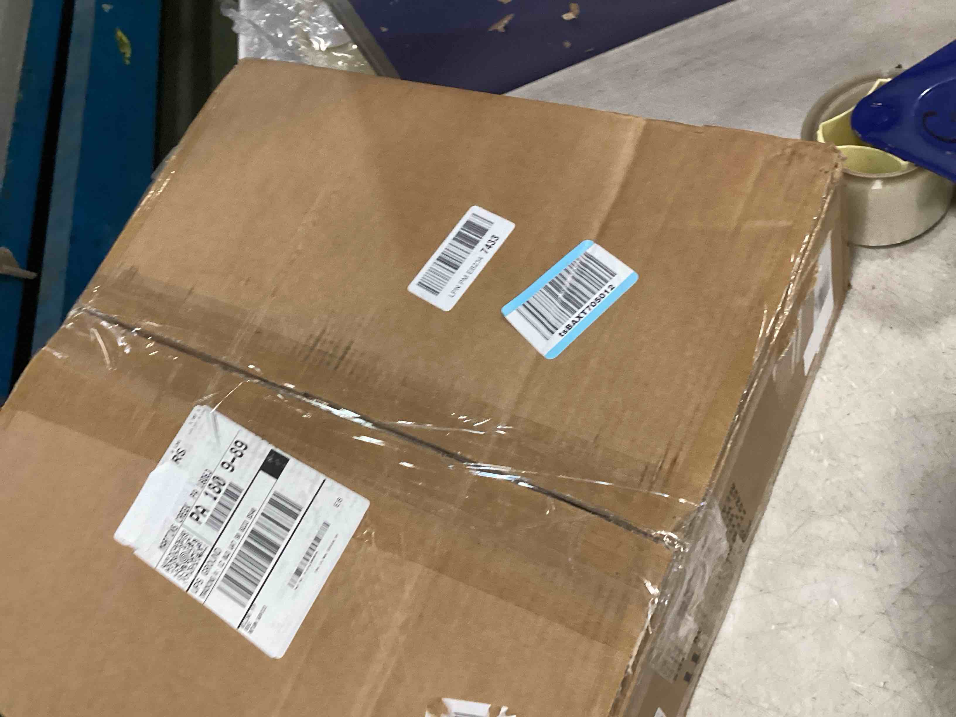 https://s3.amazonaws.com/lotting-images-prod/bidfta/PPE3286277_1750508791443.jpeg