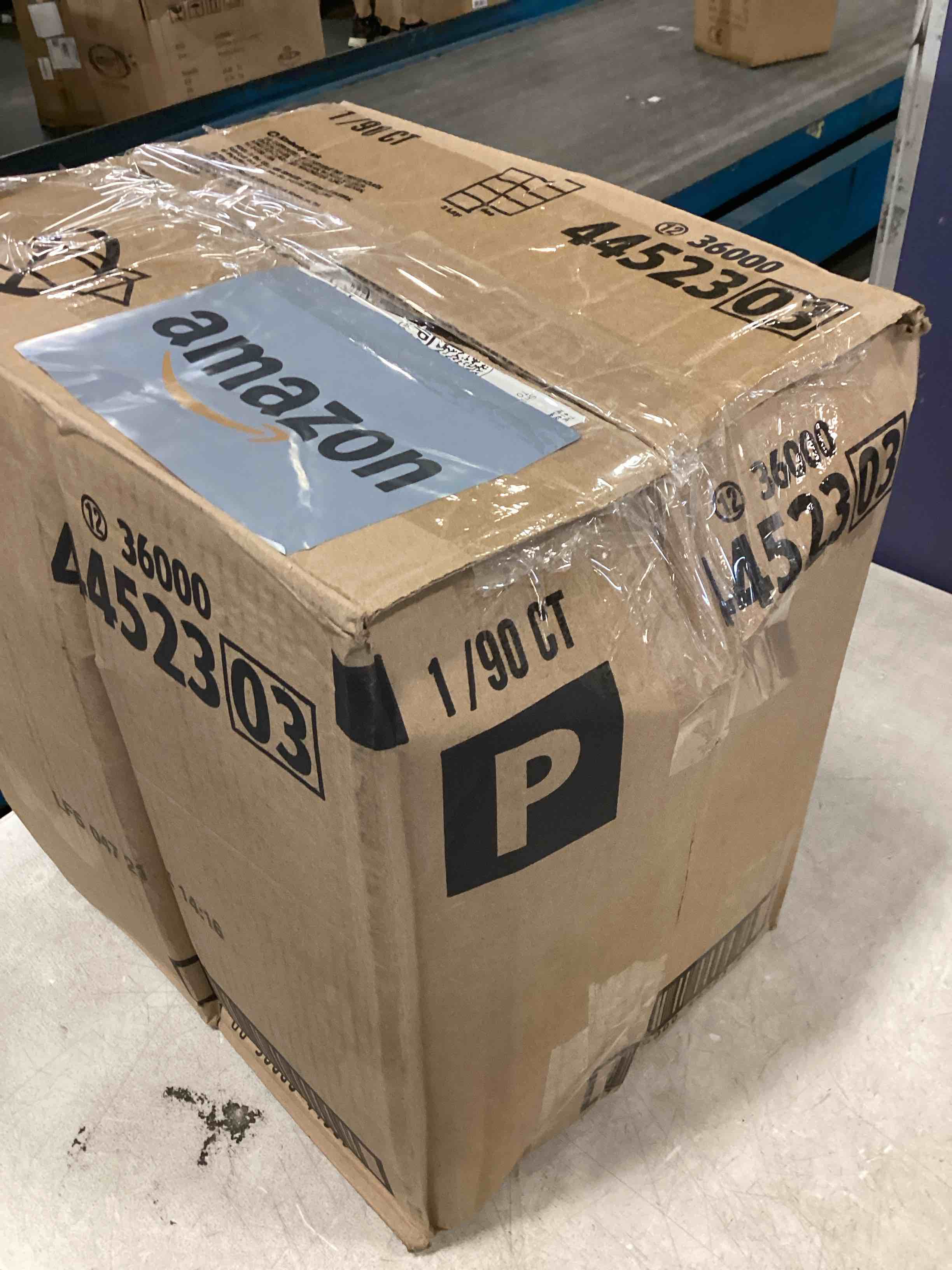 https://s3.amazonaws.com/lotting-images-prod/bidfta/PPE3286281_1750507545221.jpeg