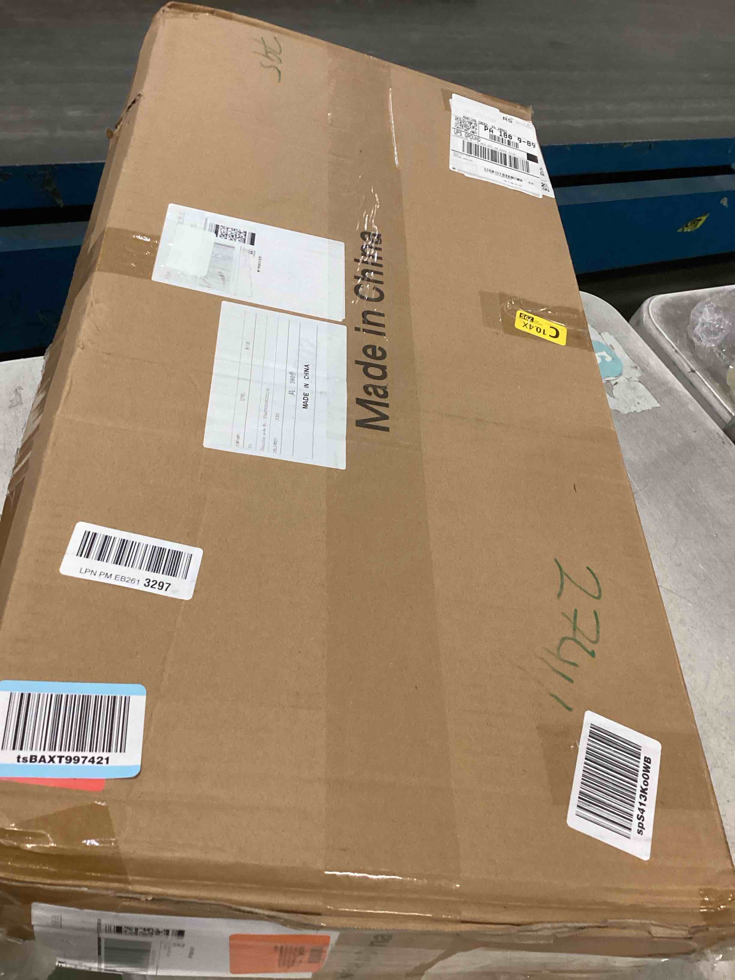 https://s3.amazonaws.com/lotting-images-prod/bidfta/PPE3286285_1750507160959.jpeg
