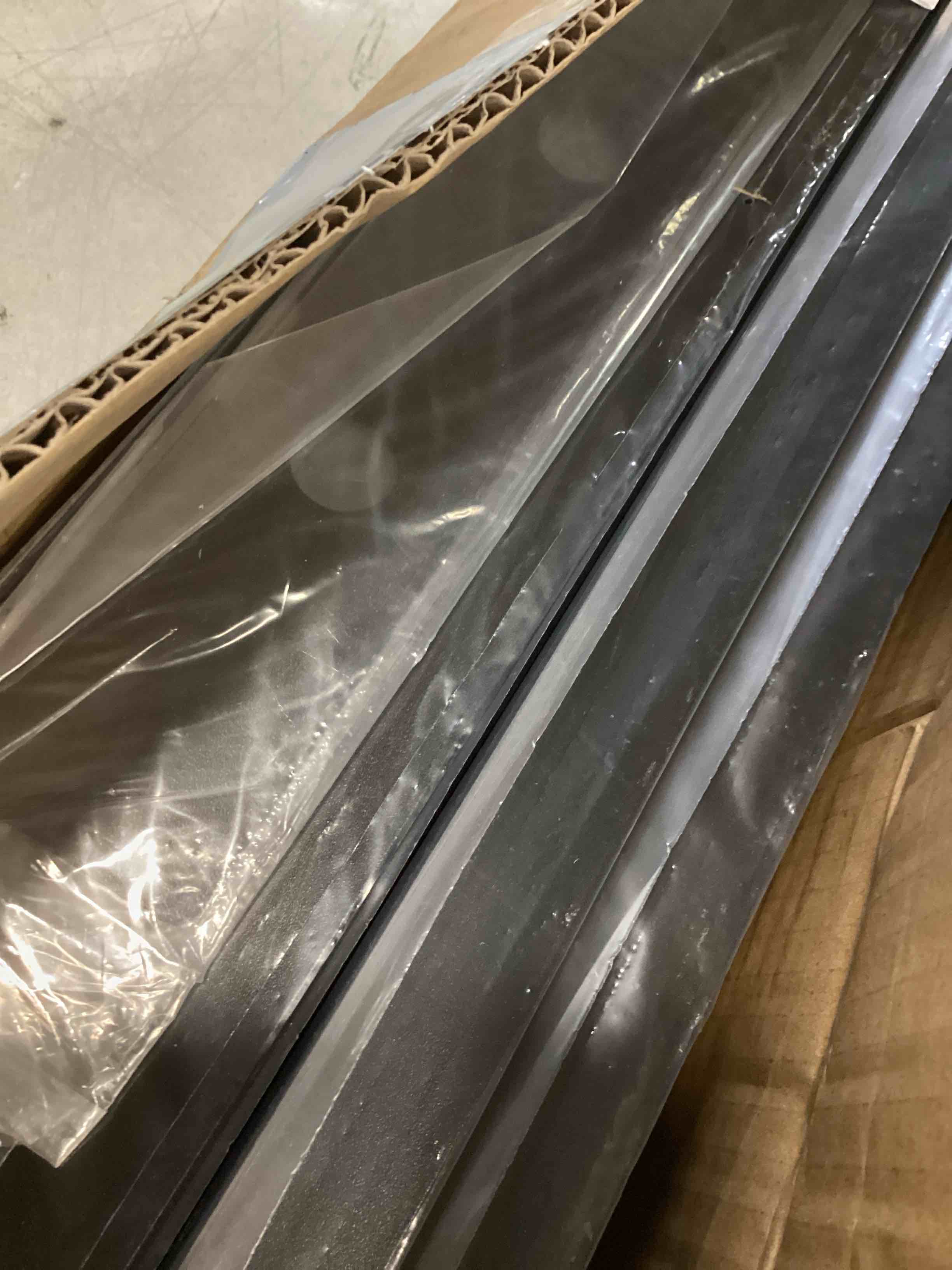 https://s3.amazonaws.com/lotting-images-prod/bidfta/PPE3286370_1750523115151.jpeg