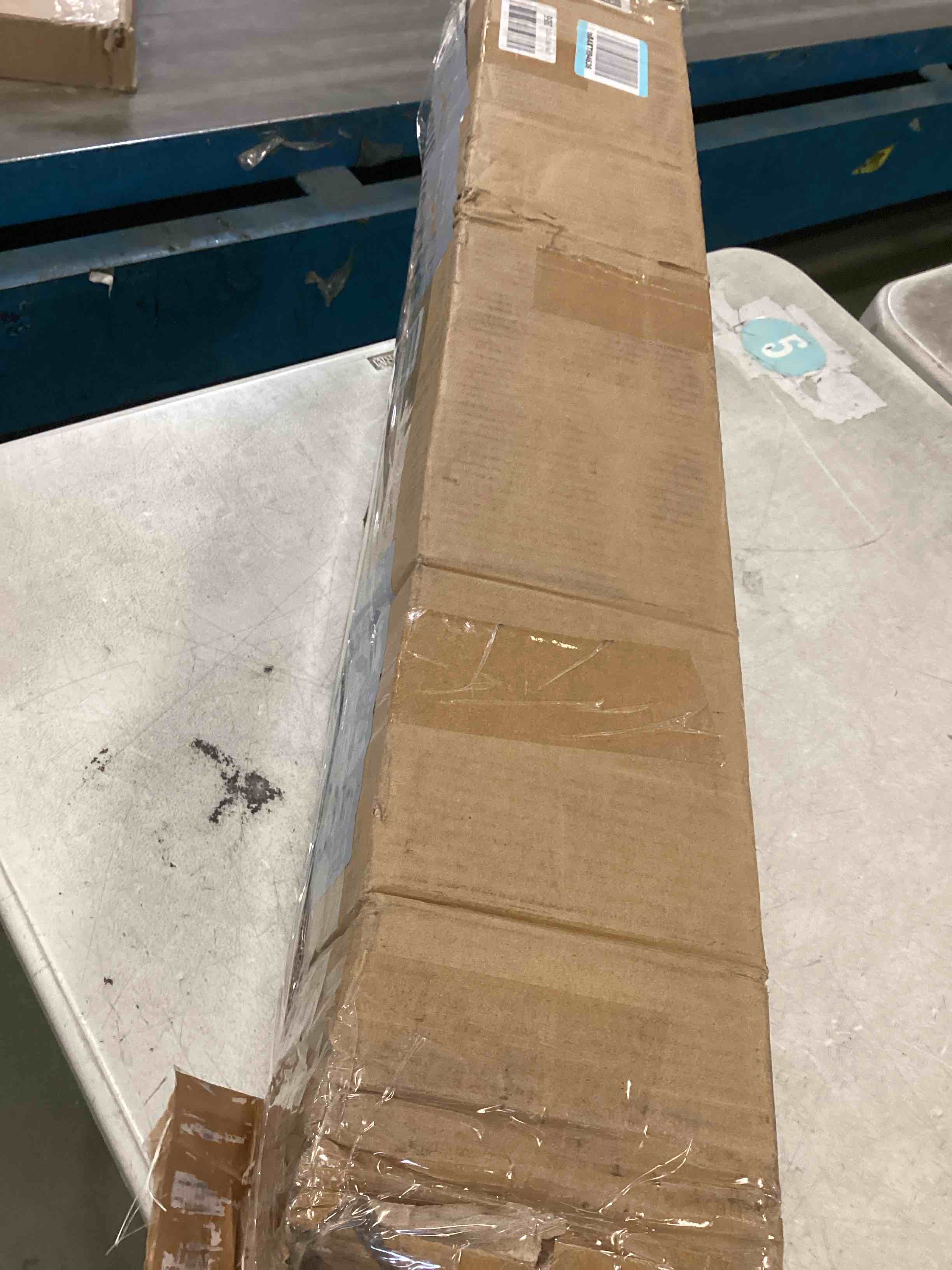 https://s3.amazonaws.com/lotting-images-prod/bidfta/PPE3286370_1750523128584.jpeg