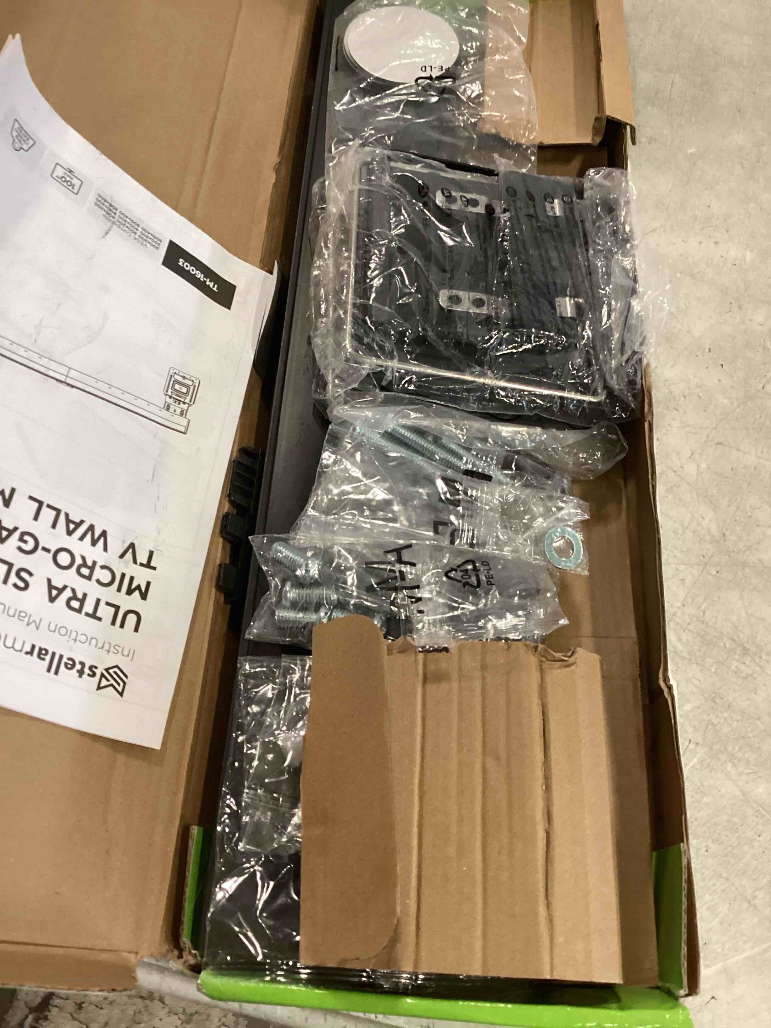 https://s3.amazonaws.com/lotting-images-prod/bidfta/PPE3286904_1750942639932.jpeg