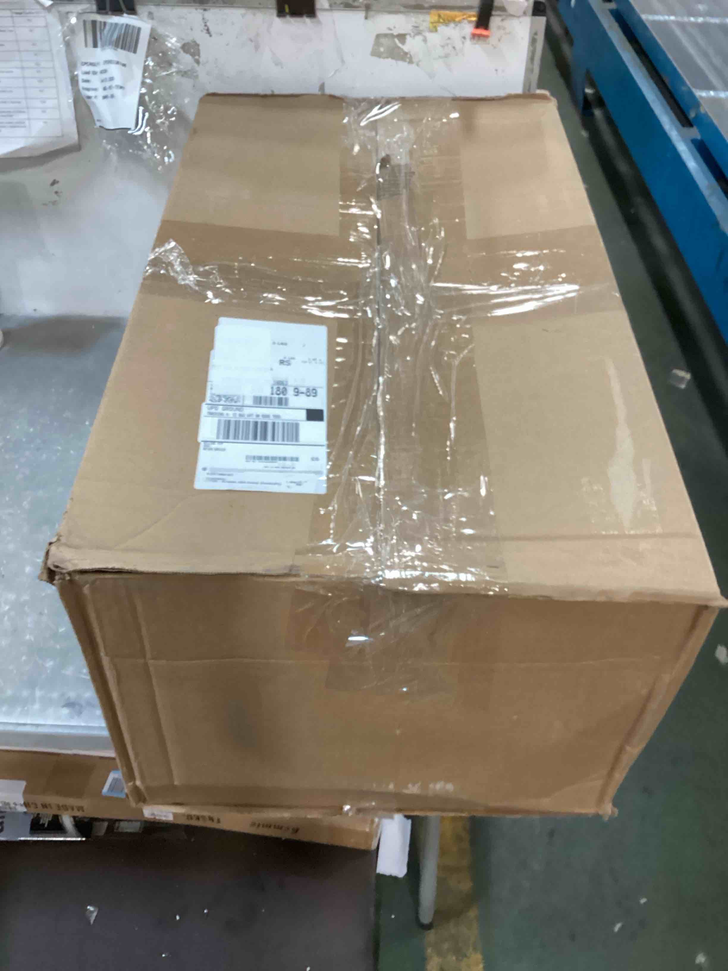 https://s3.amazonaws.com/lotting-images-prod/bidfta/PPE3287089_1751290260961.jpeg