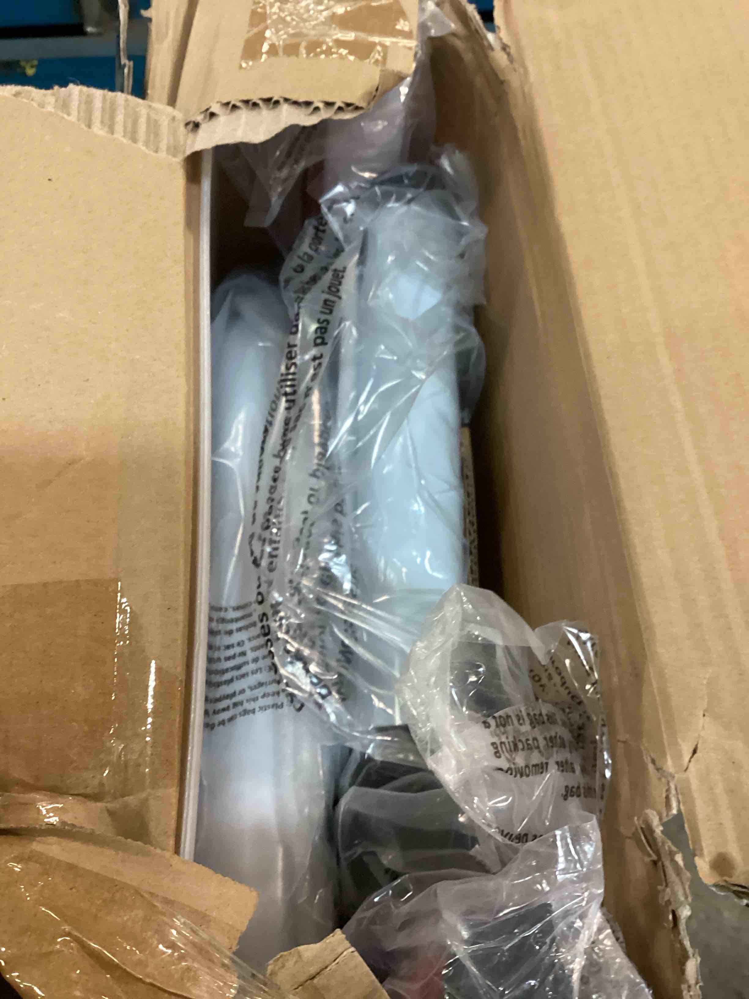 https://s3.amazonaws.com/lotting-images-prod/bidfta/PPE3287122_1751286002001.jpeg