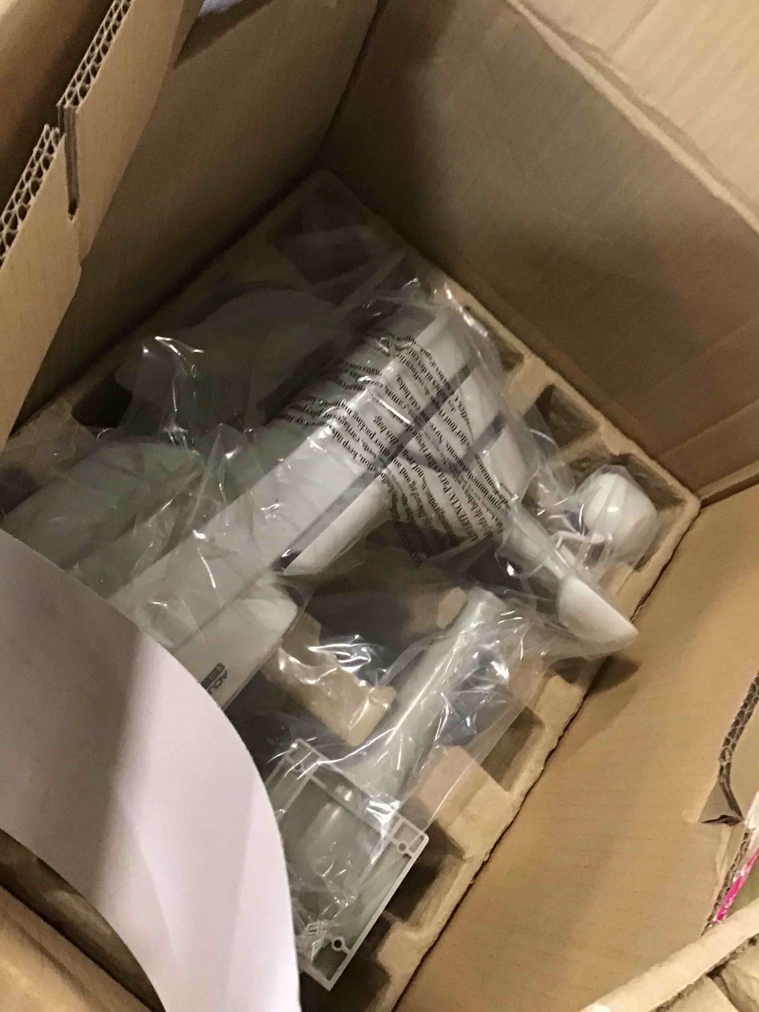 https://s3.amazonaws.com/lotting-images-prod/bidfta/PPE3289186_1750509219966.jpeg