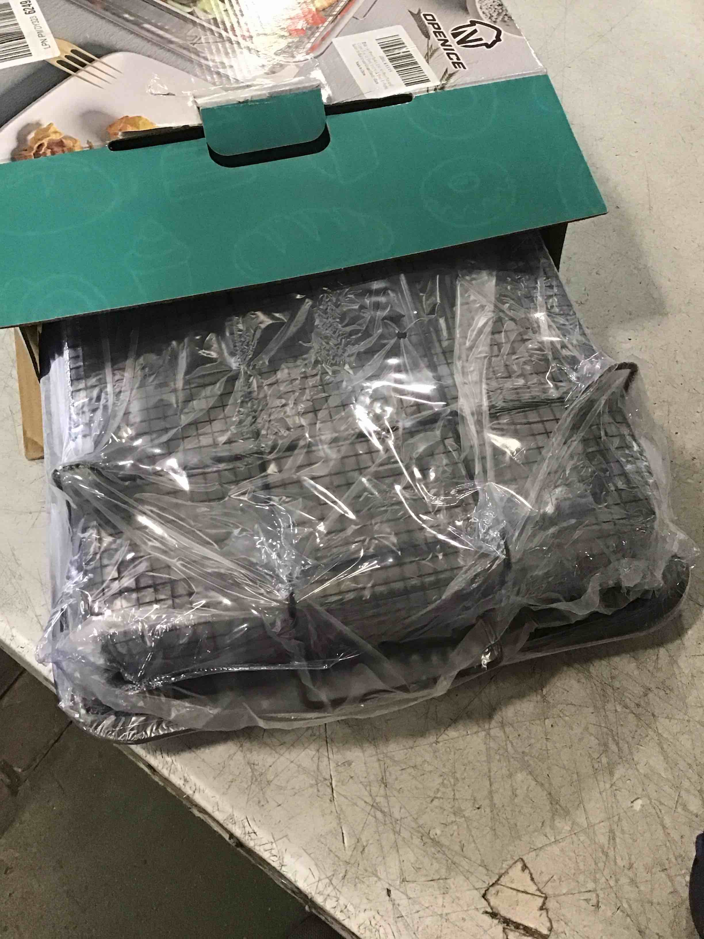 https://s3.amazonaws.com/lotting-images-prod/bidfta/PPE3289352_1750532837422.jpeg