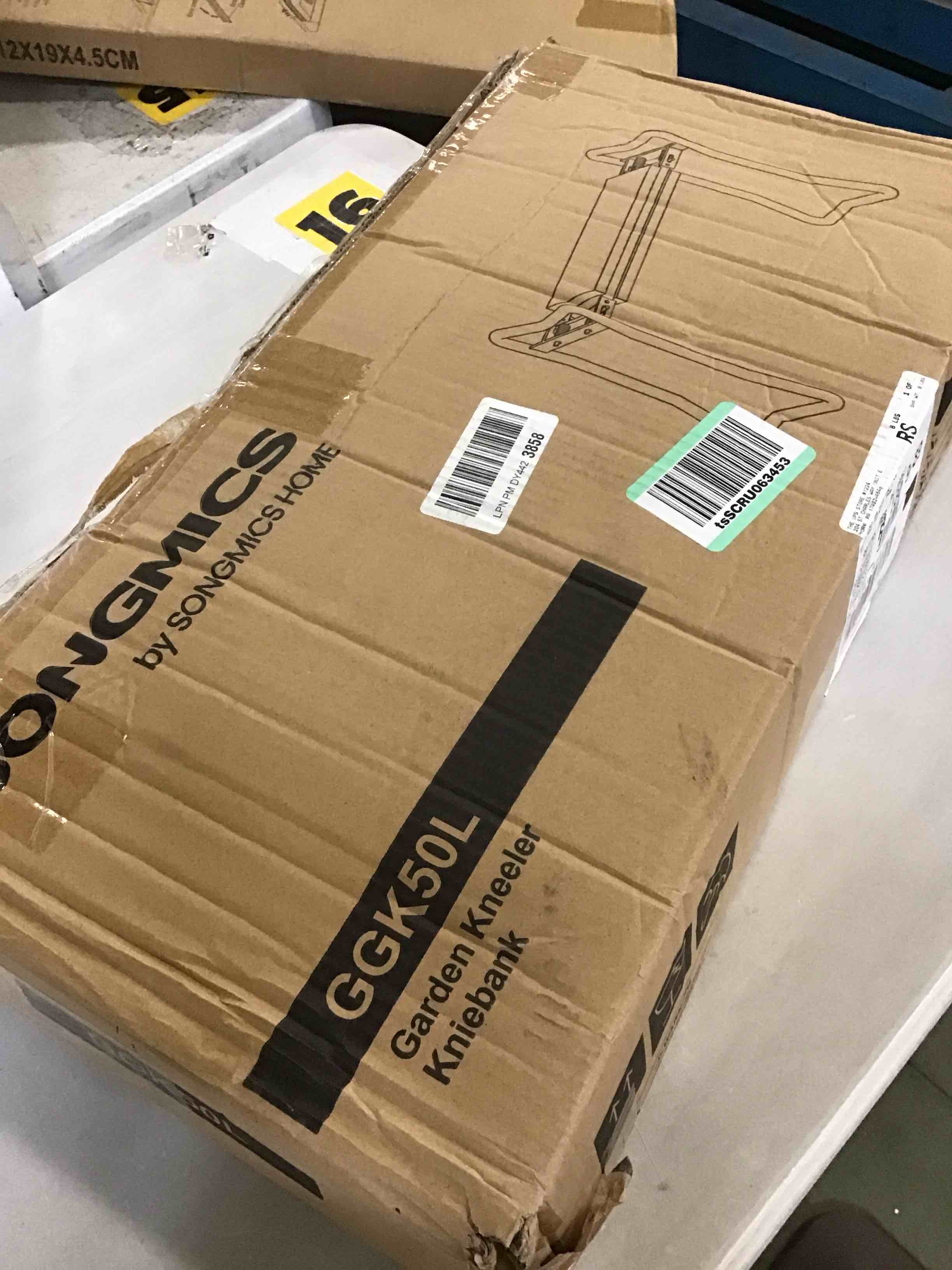 https://s3.amazonaws.com/lotting-images-prod/bidfta/PPE3290018_1751050032453.jpeg