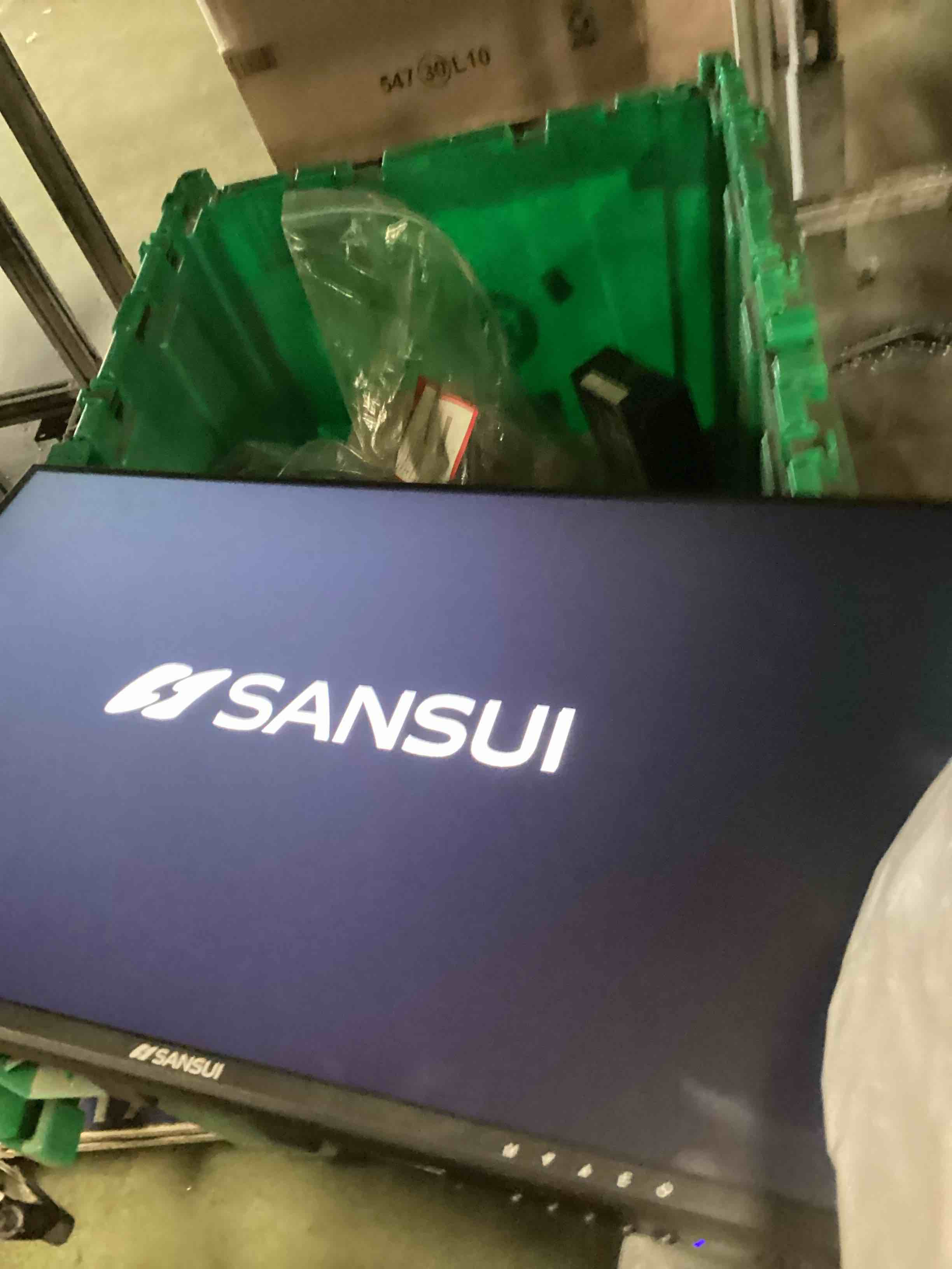 https://s3.amazonaws.com/lotting-images-prod/bidfta/PPE3290025_1751309127699.jpeg