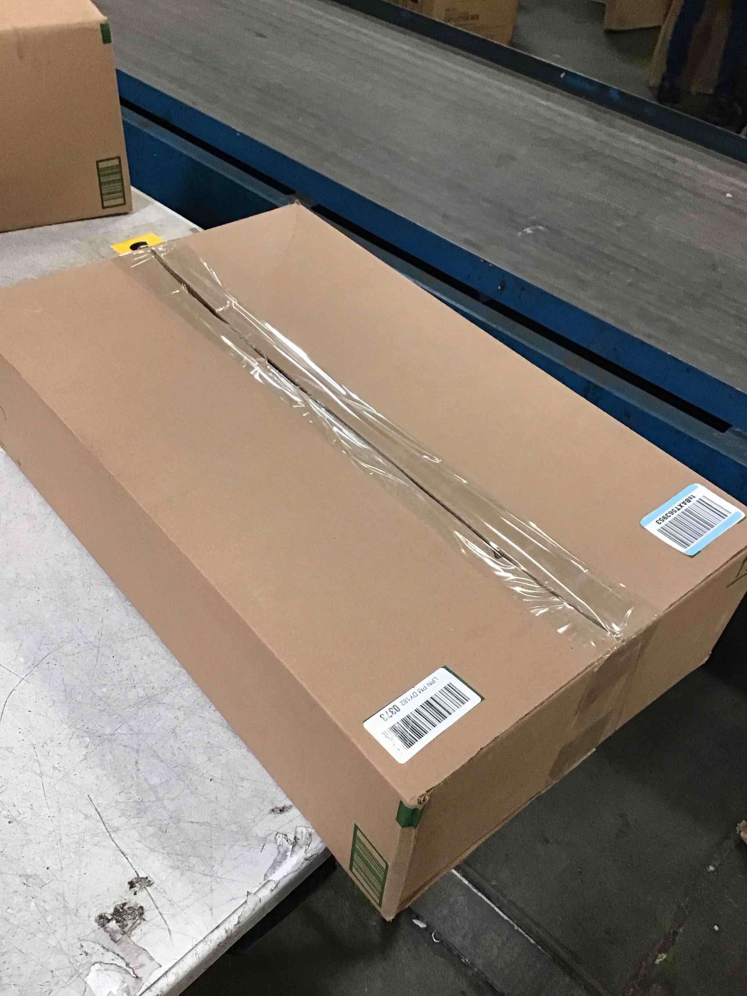 https://s3.amazonaws.com/lotting-images-prod/bidfta/PPE3295247_1751031479195.jpeg