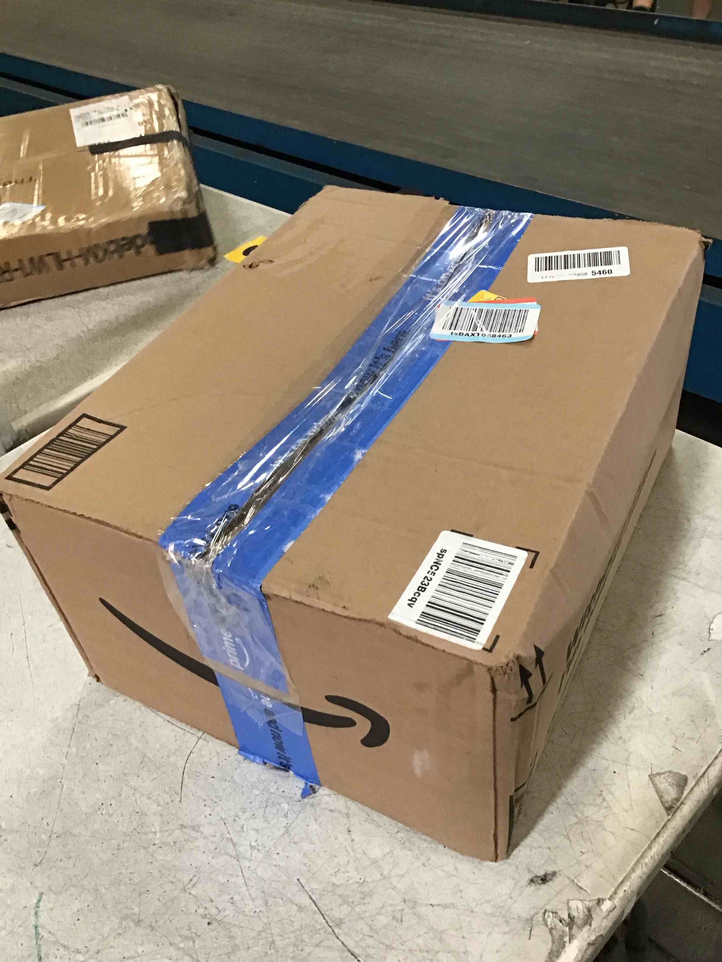 https://s3.amazonaws.com/lotting-images-prod/bidfta/PPE3295263_1751035013656.jpeg